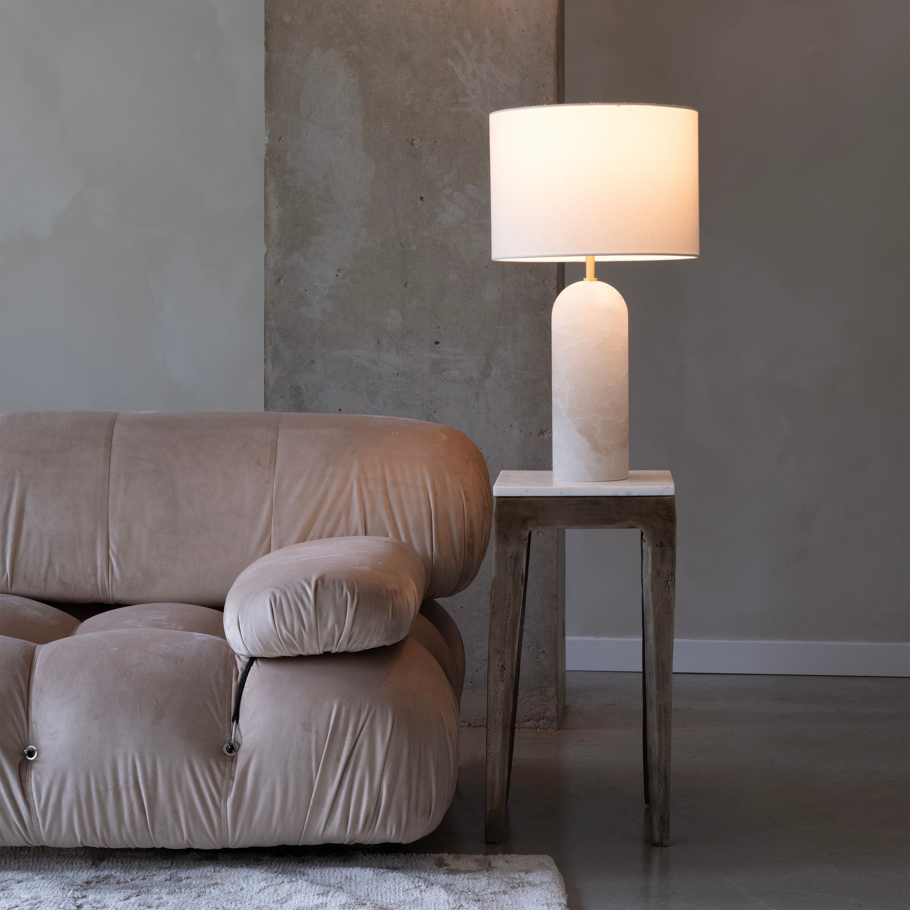 Ixia — product photograph