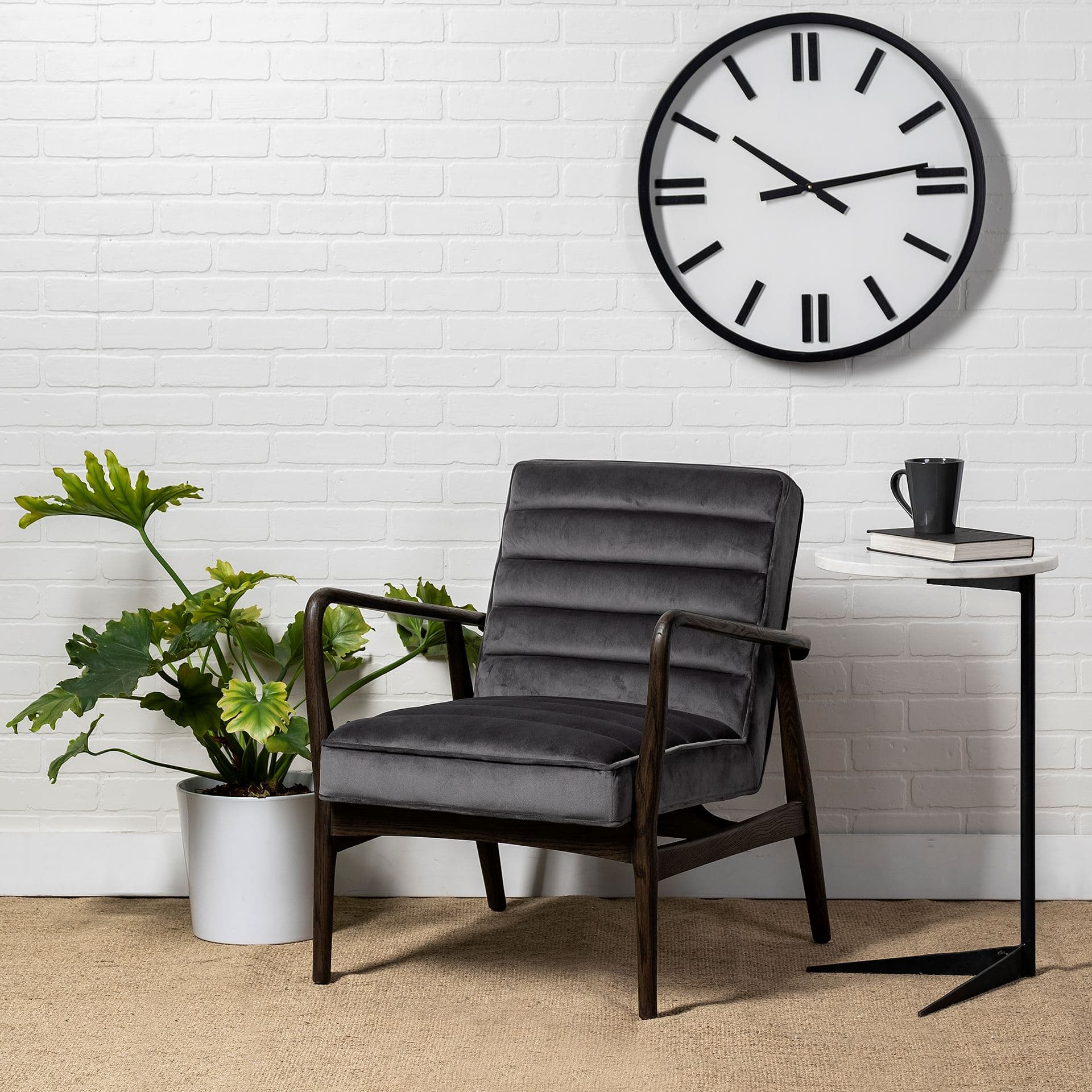 Ballatine II 15L x 15W x 27L White Marble Round Top White w/ Black Metal Base Accent Table — product photograph