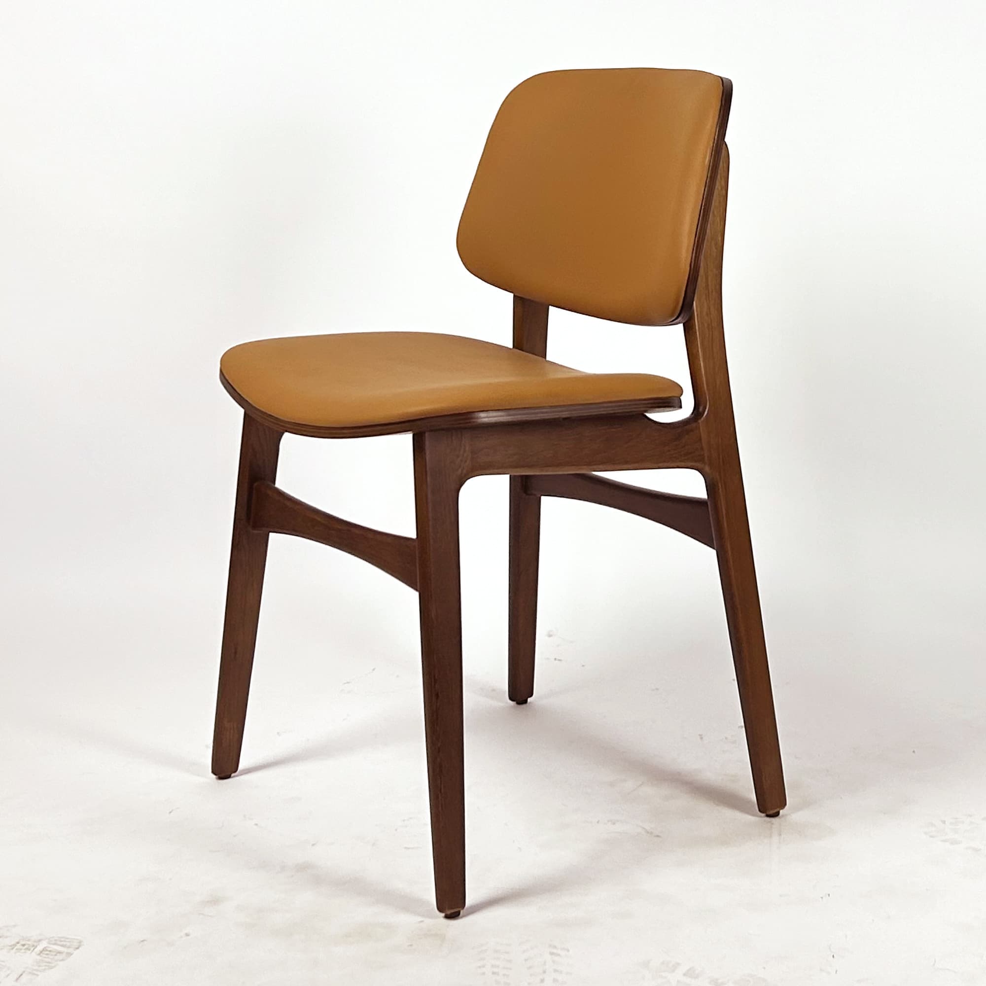 Ernie Chair — product photograph