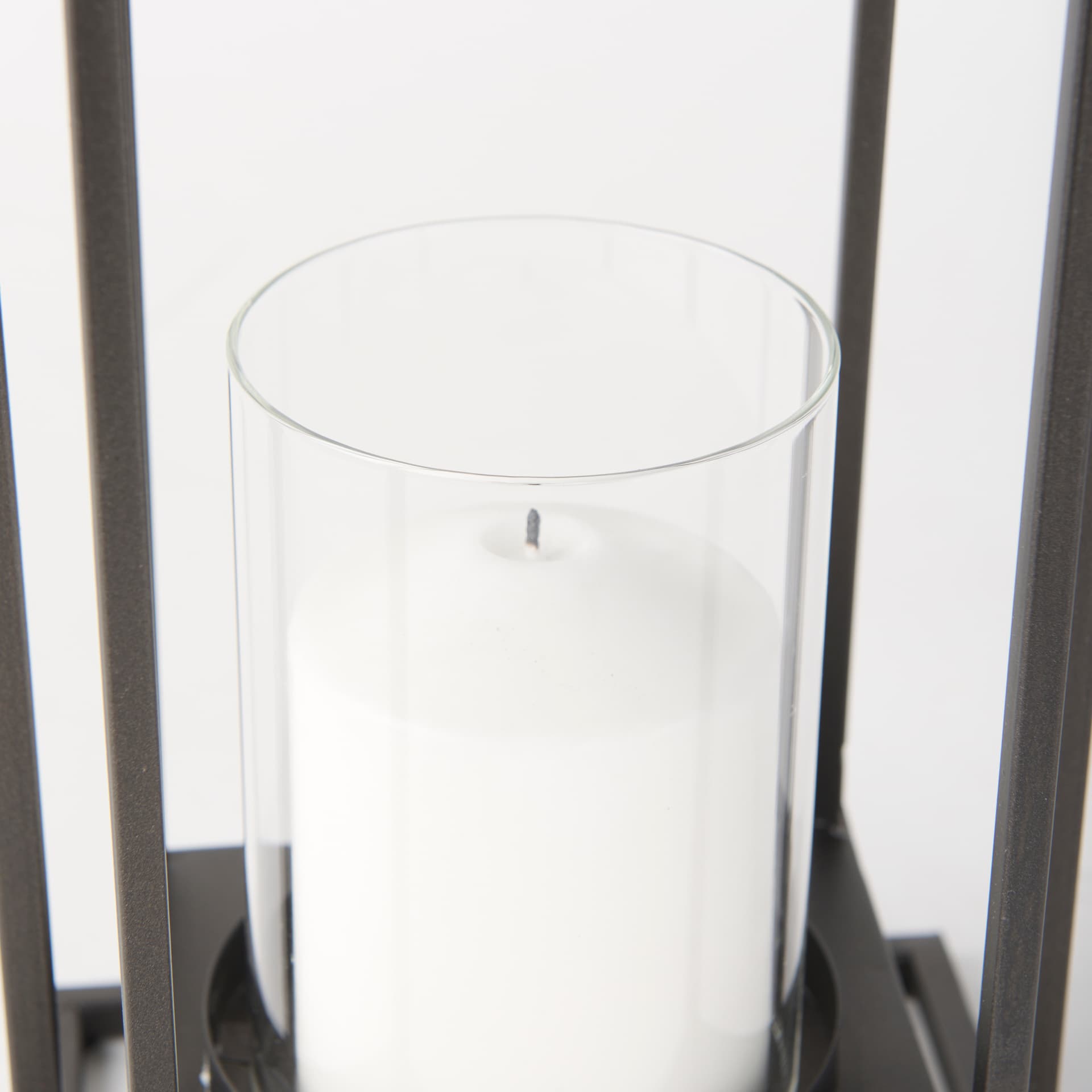 Albus II Small Black Metal Rectangular Table Candle Holder — product photograph