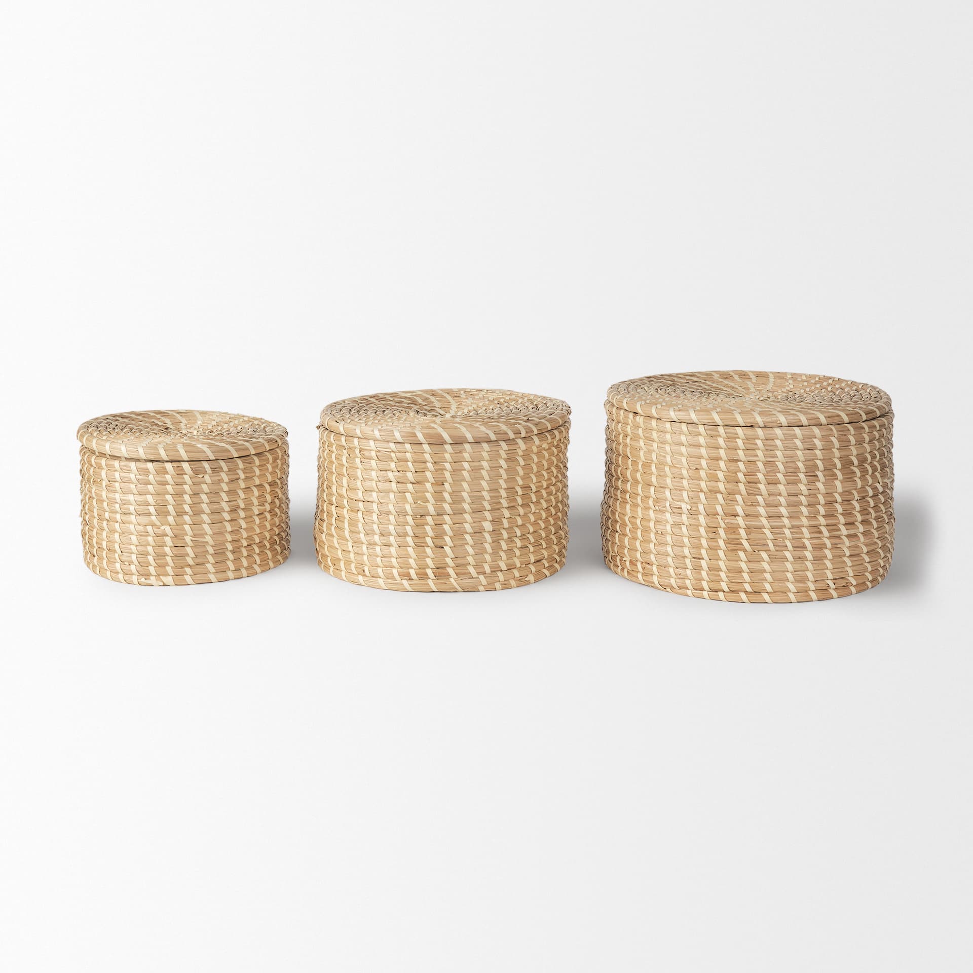 Kailini Set of 3 Nesting Seagrass & Palm Leaf Boxes with Lids — product photograph