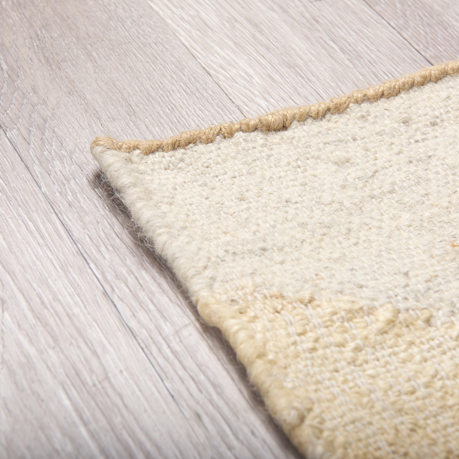 Mayson 5x8 Cream Multi-Colored Honeycomb Pattern Area Rug — product photograph