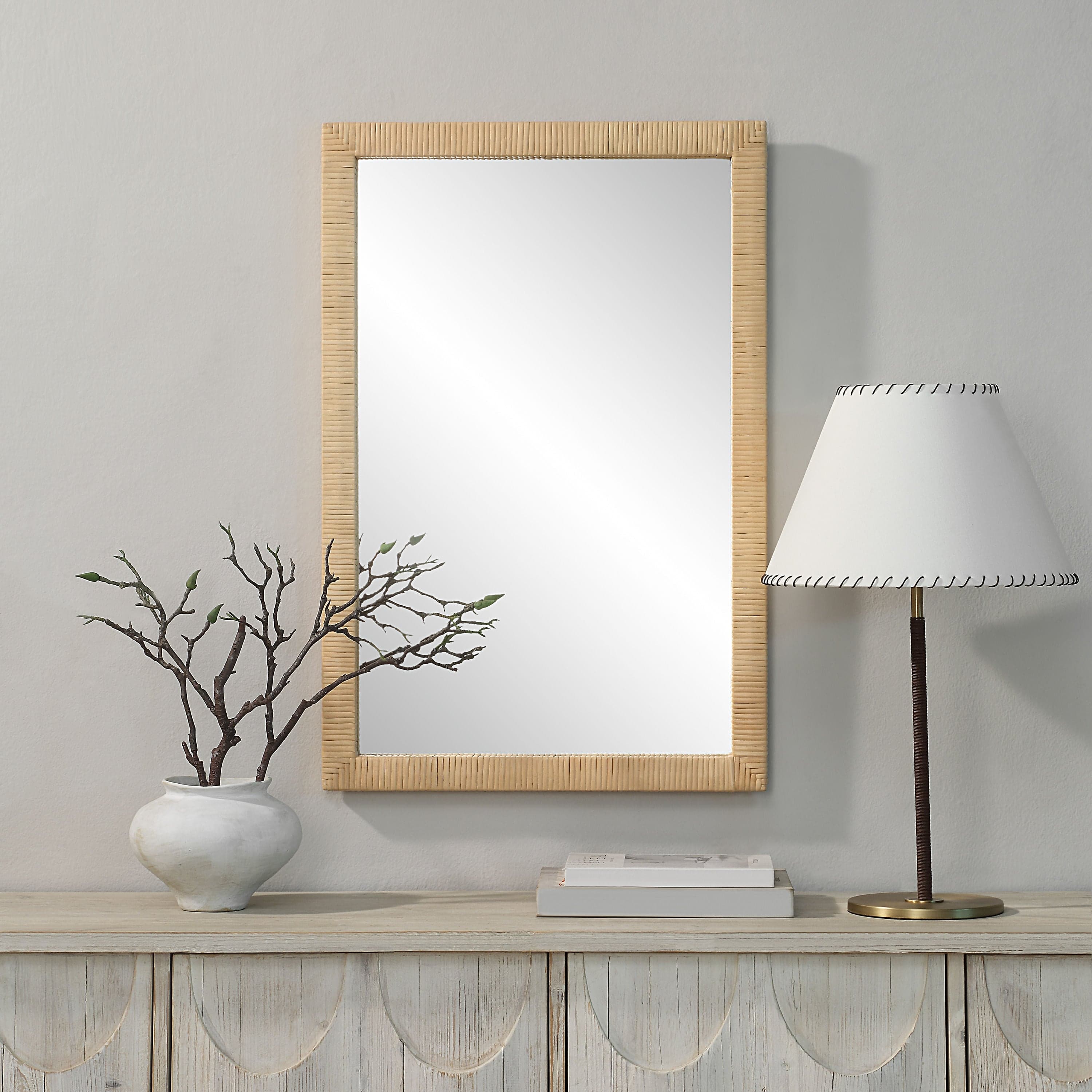 Sara — product photograph