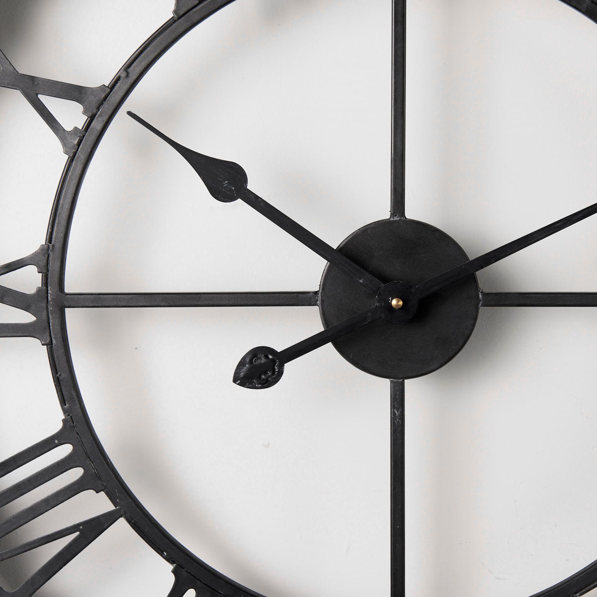 Mething Gray 25" Medium Farmhouse Wall Clock — product photograph