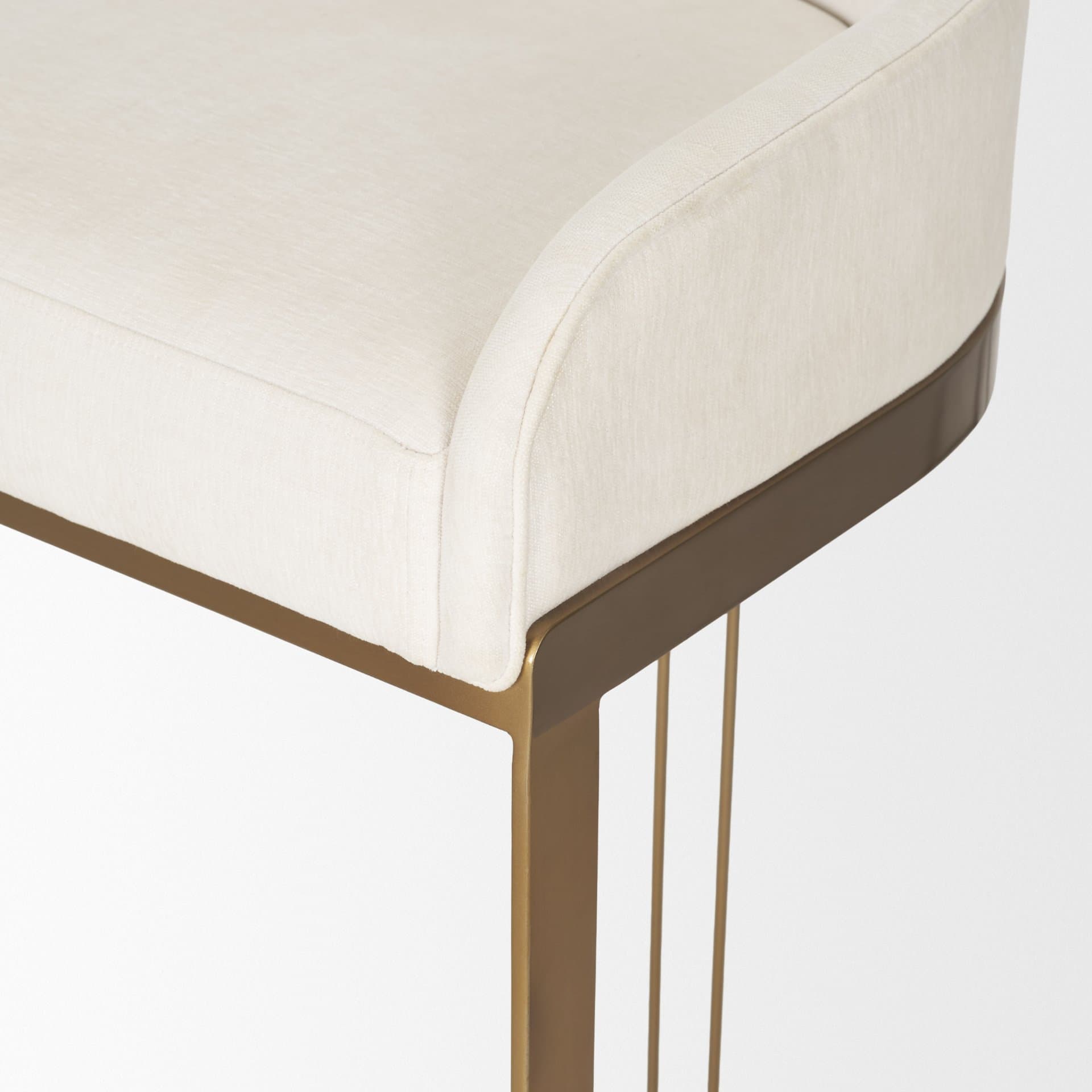 Hollyfield Low Back 28.75in Seat Bar Stool | Bar w/ Cream Fabric — product photograph