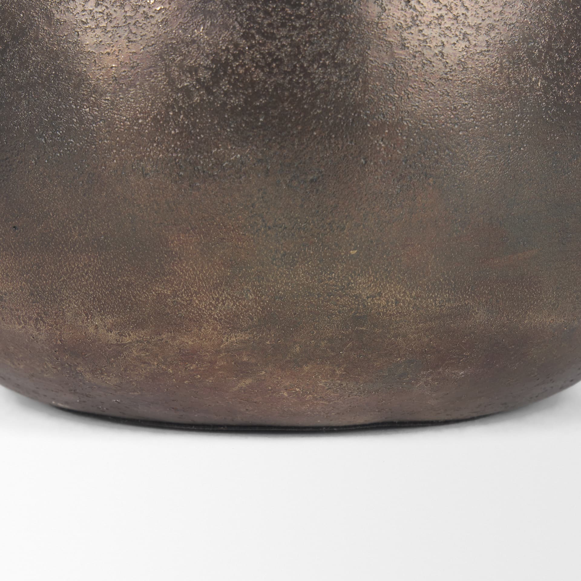 Quade Small Gold Metal Planter — product photograph