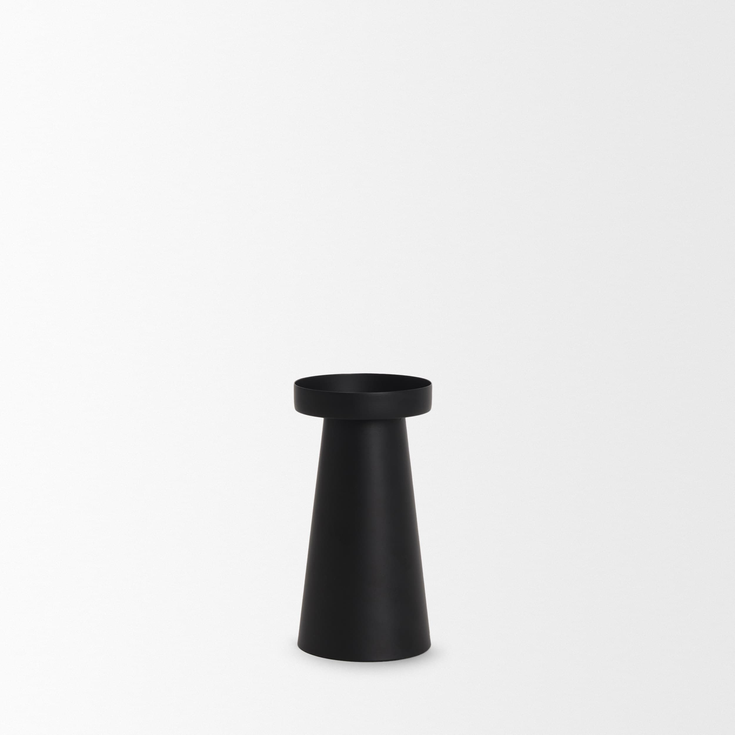 Quadir Short Matte Black Metal Candle Holder — product photograph