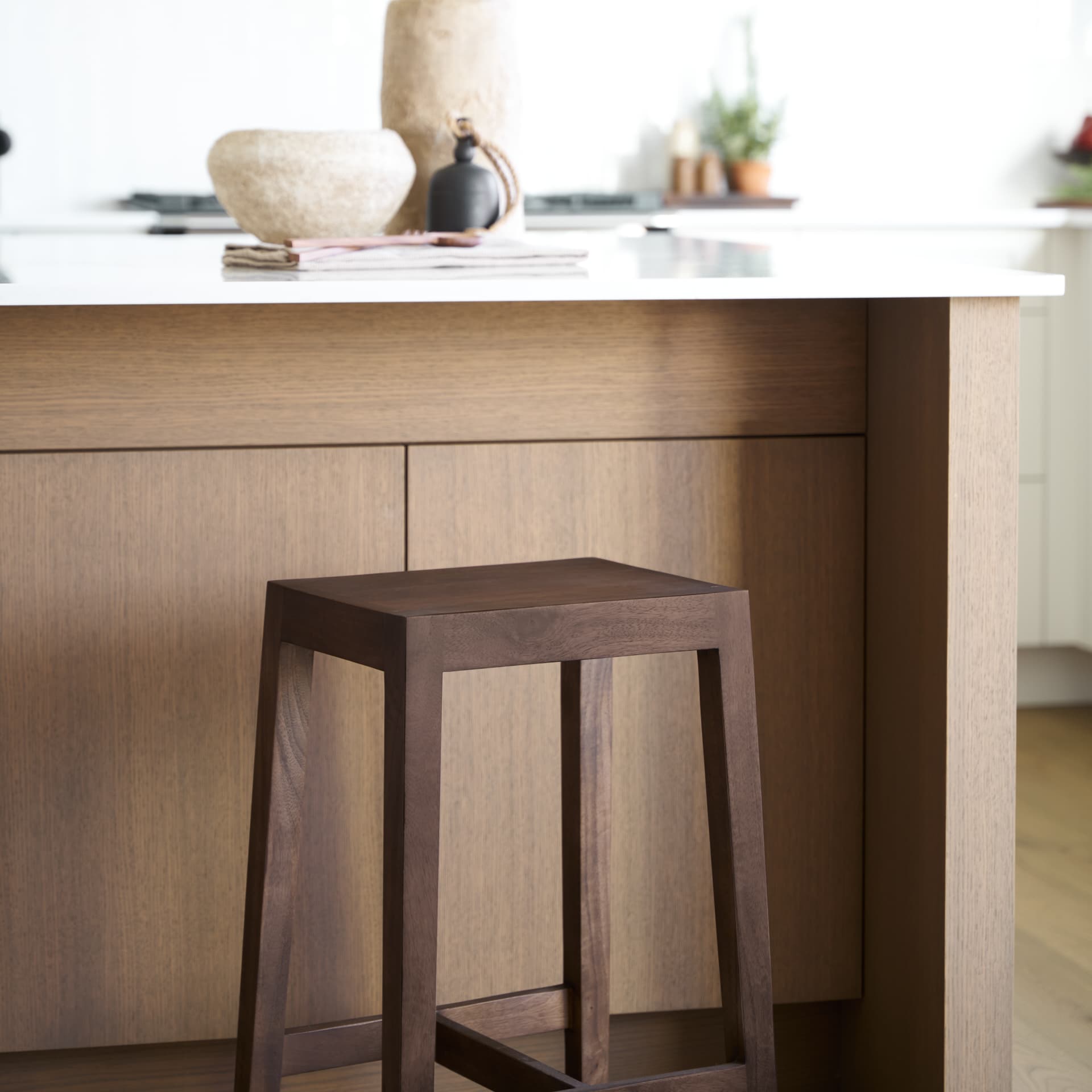 Colony Backless 25in Seat Counter Stool | Medium Dark Brown — product photograph
