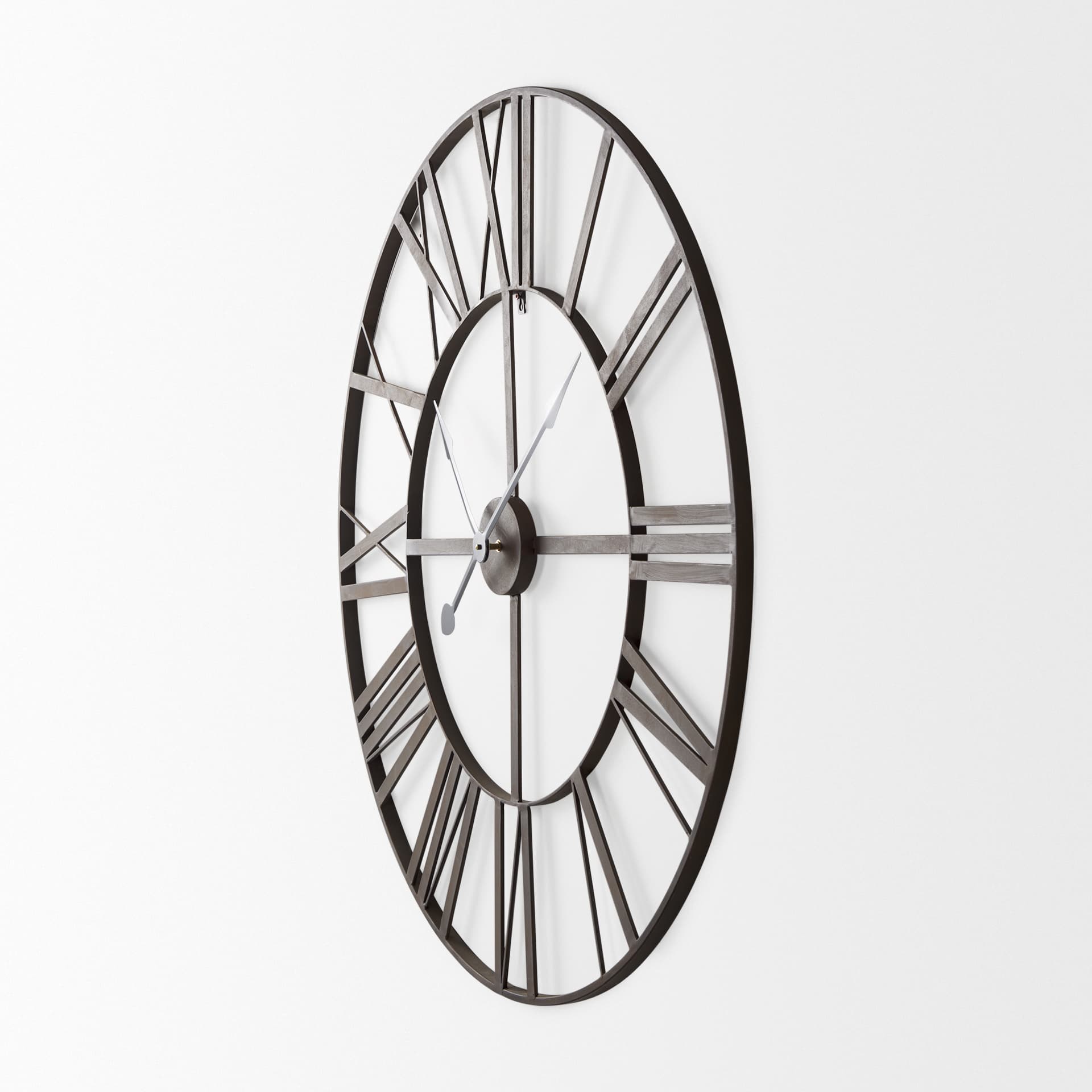 Pender 40.0L x 2.4W x 40.0H Black Iron Round Wall Clock — product photograph