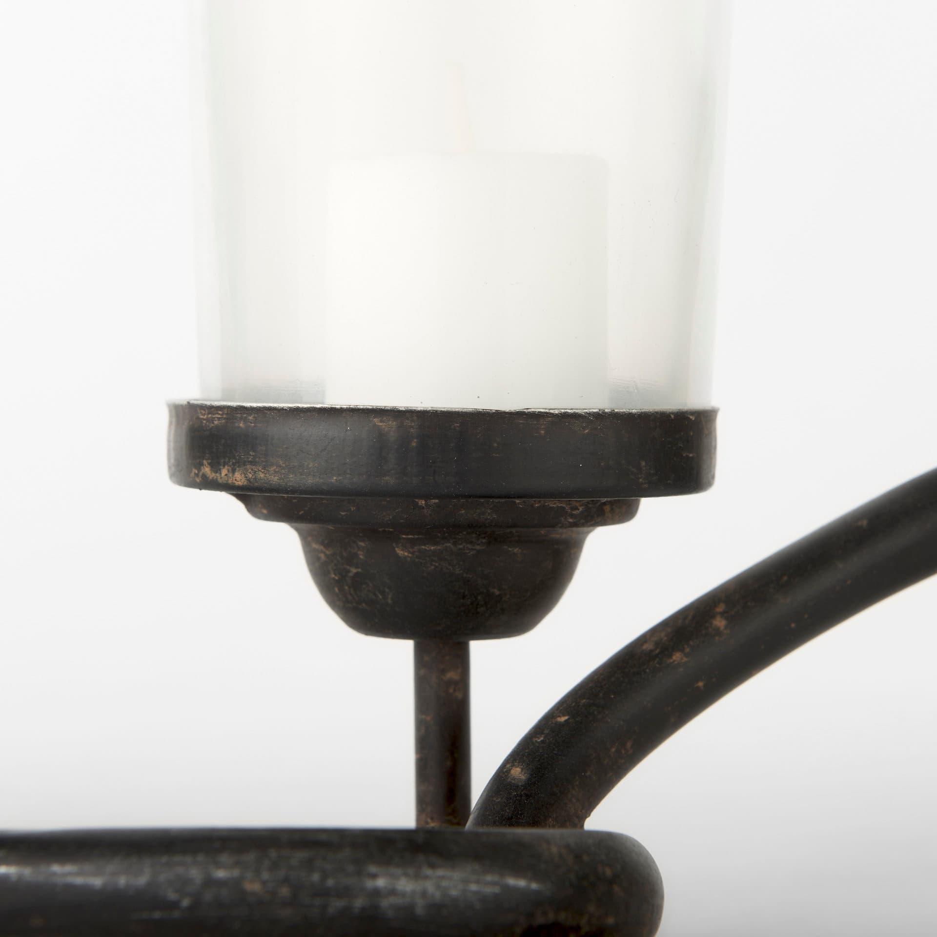Quito Black Metal Chain-Link Five Candle Table Candle Holder — product photograph