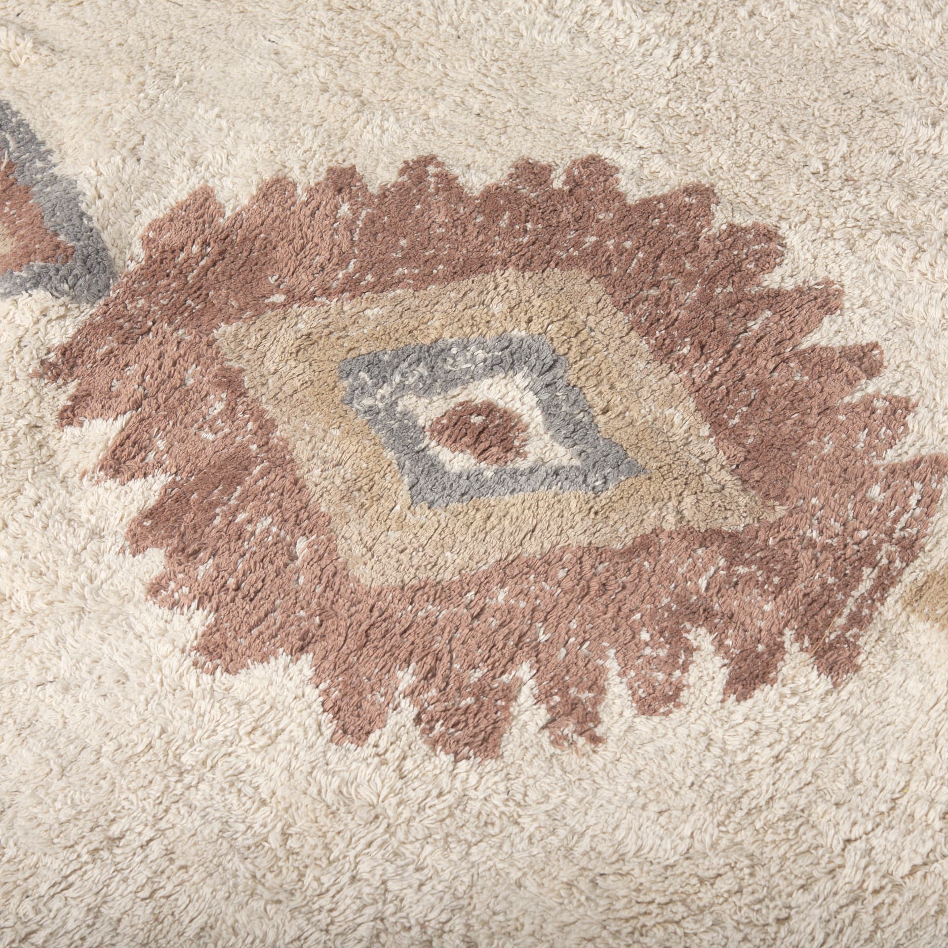 Carla 5x8 Earthy Neutrals Patterned Cotton Area Rug — product photograph
