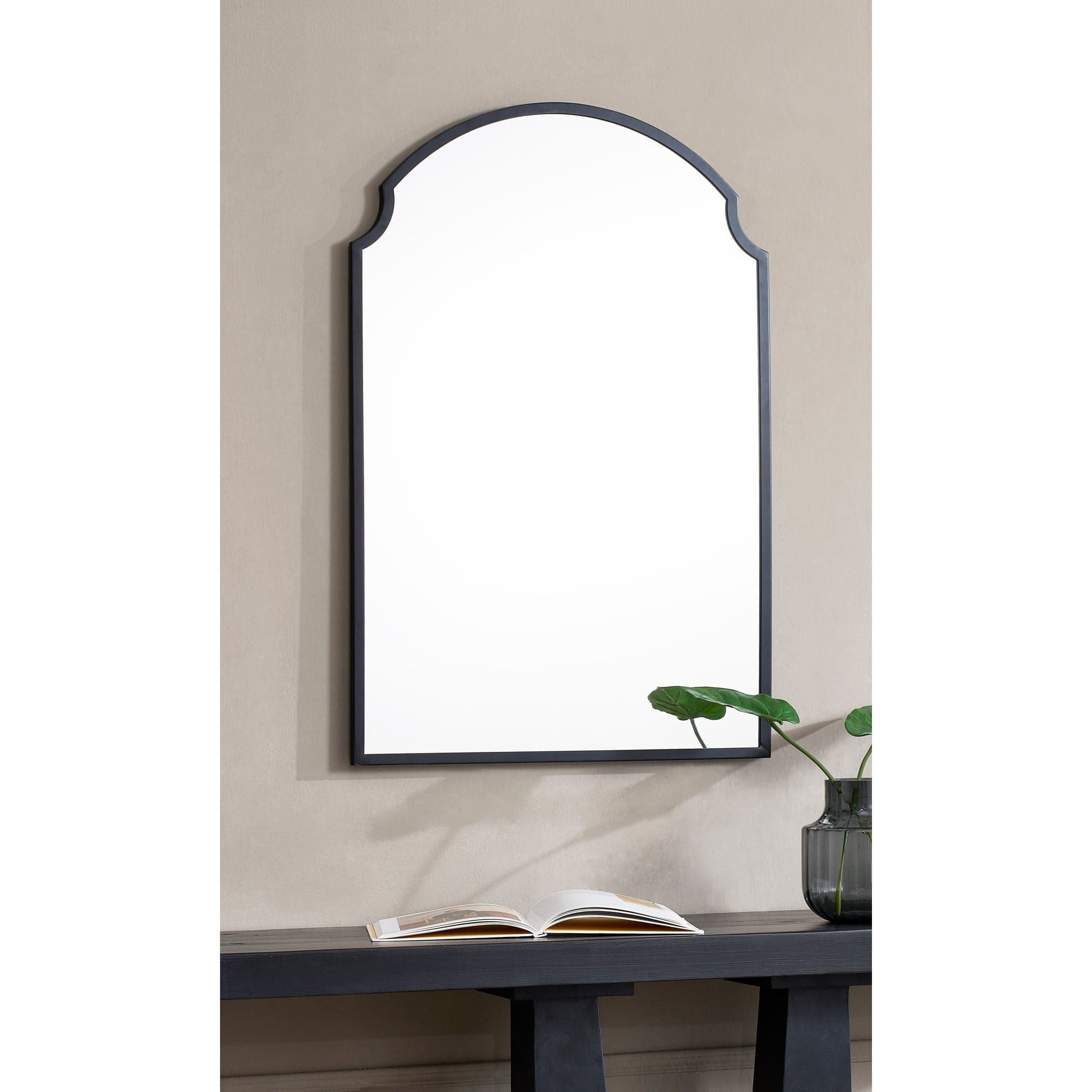 Asmara — product photograph