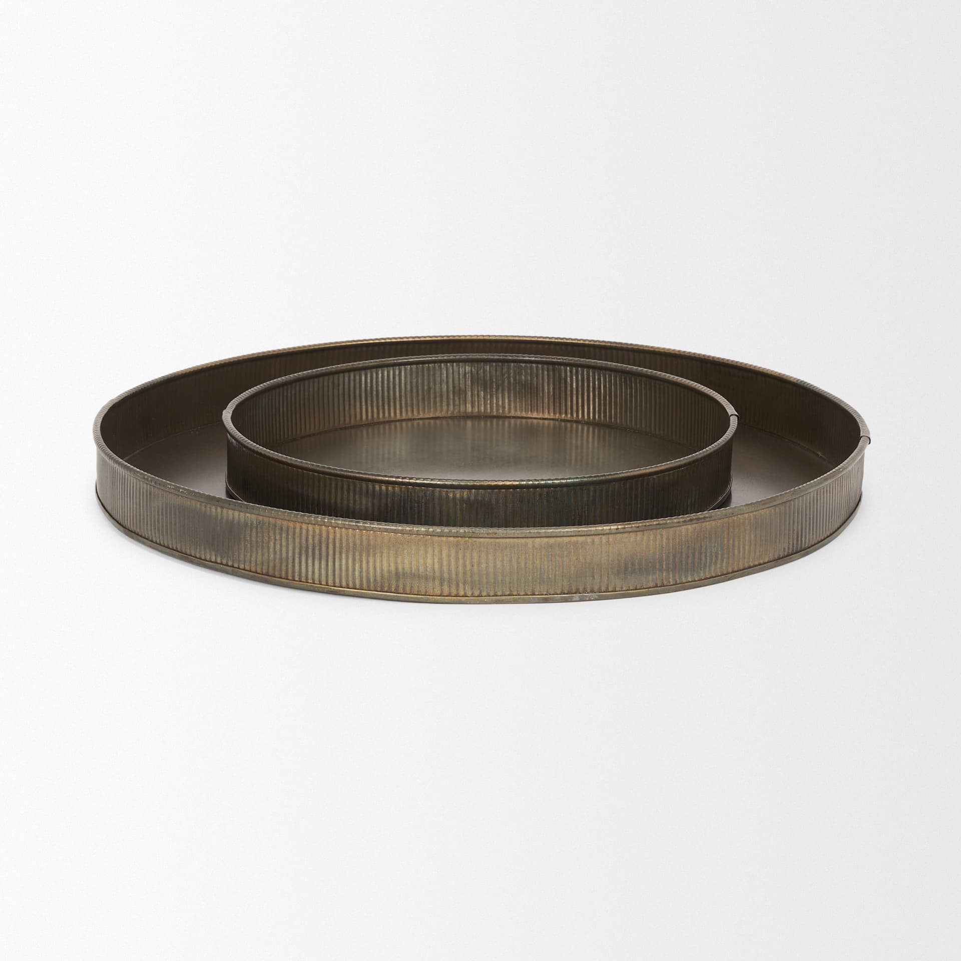 Varun Round Antiqued Brass Metal Tray (Set of 2) — product photograph