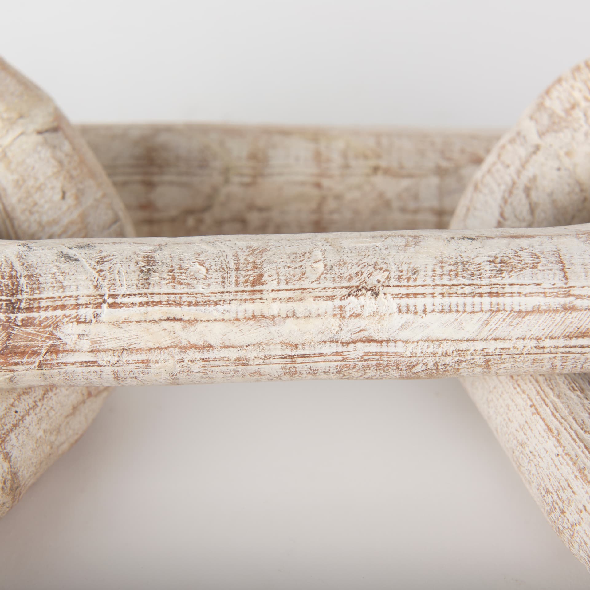 Alix 29.0L x 5.0W x 5.0H Beige Wooden Link Chain Decorative Object — product photograph