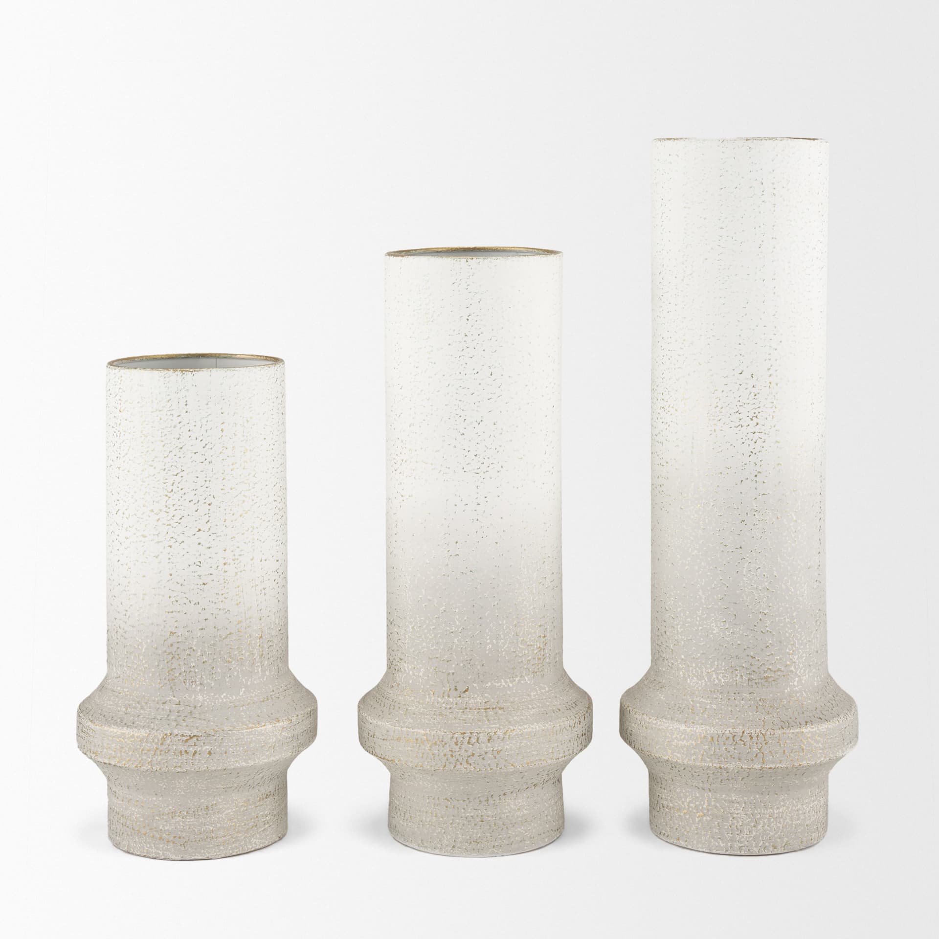 Tovah Medium Textured White w/ Gold Metal Vase — product photograph