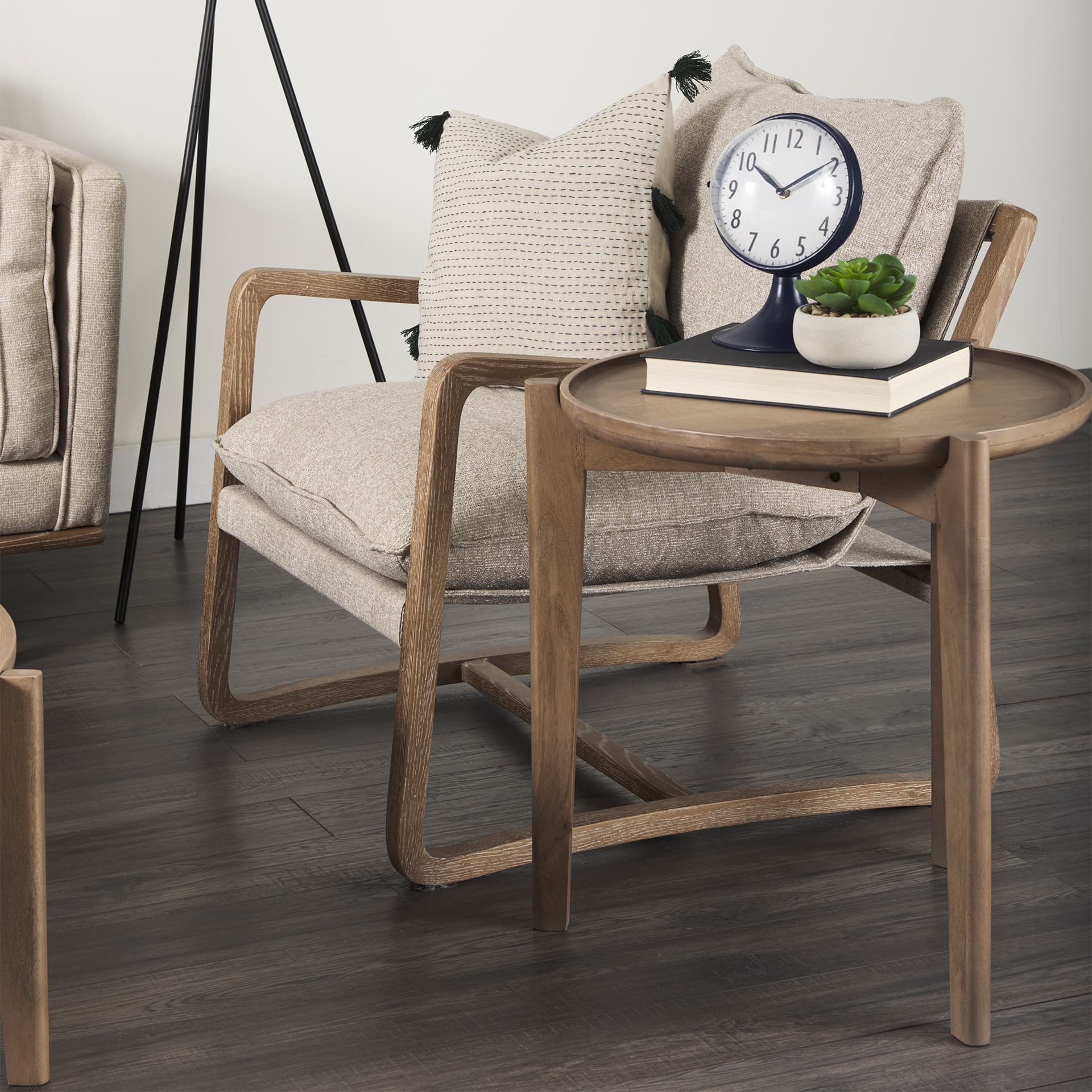 Cleaver I 22 x 24 Round Top Brown Solid Wood Accent Table — product photograph