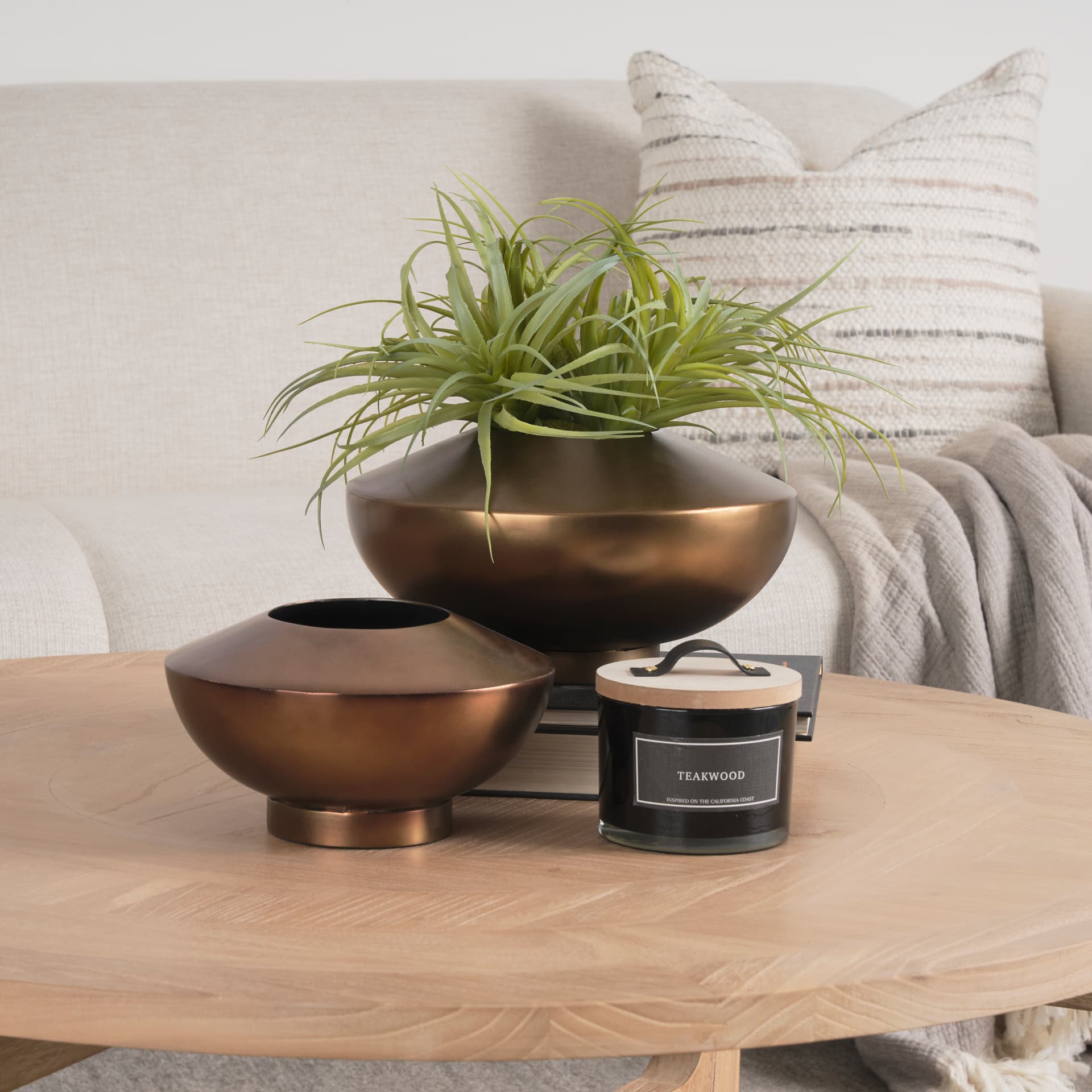 Quiana Medium Textured Gold Metal Vase — product photograph