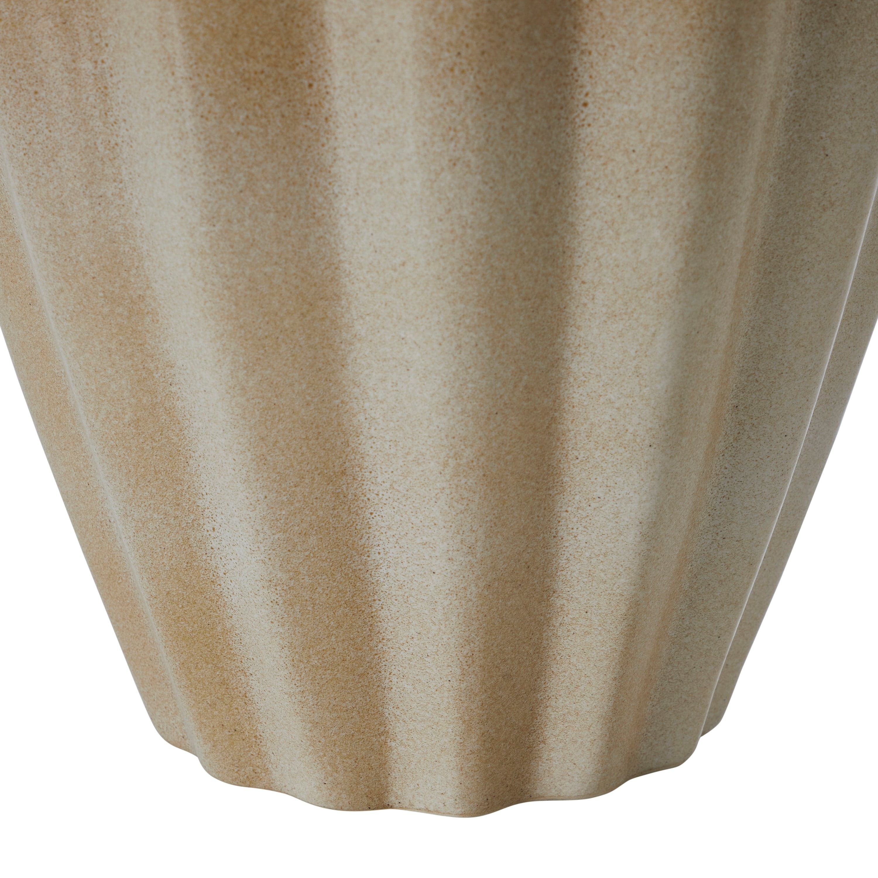 Etoile — product photograph