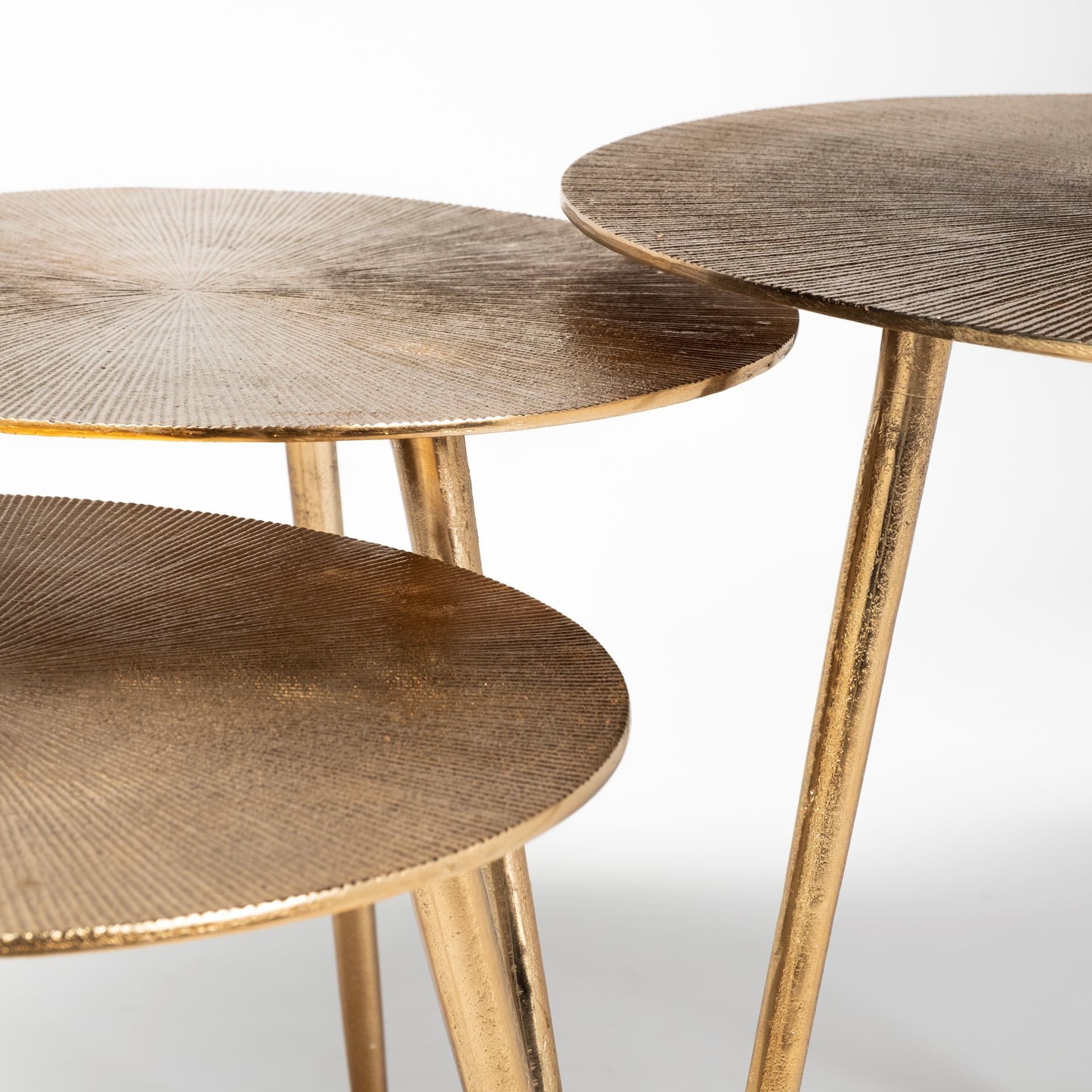 Reva I (Large) 24L x 24W Gold Round Top Cast Aluminum Accent Table — product photograph