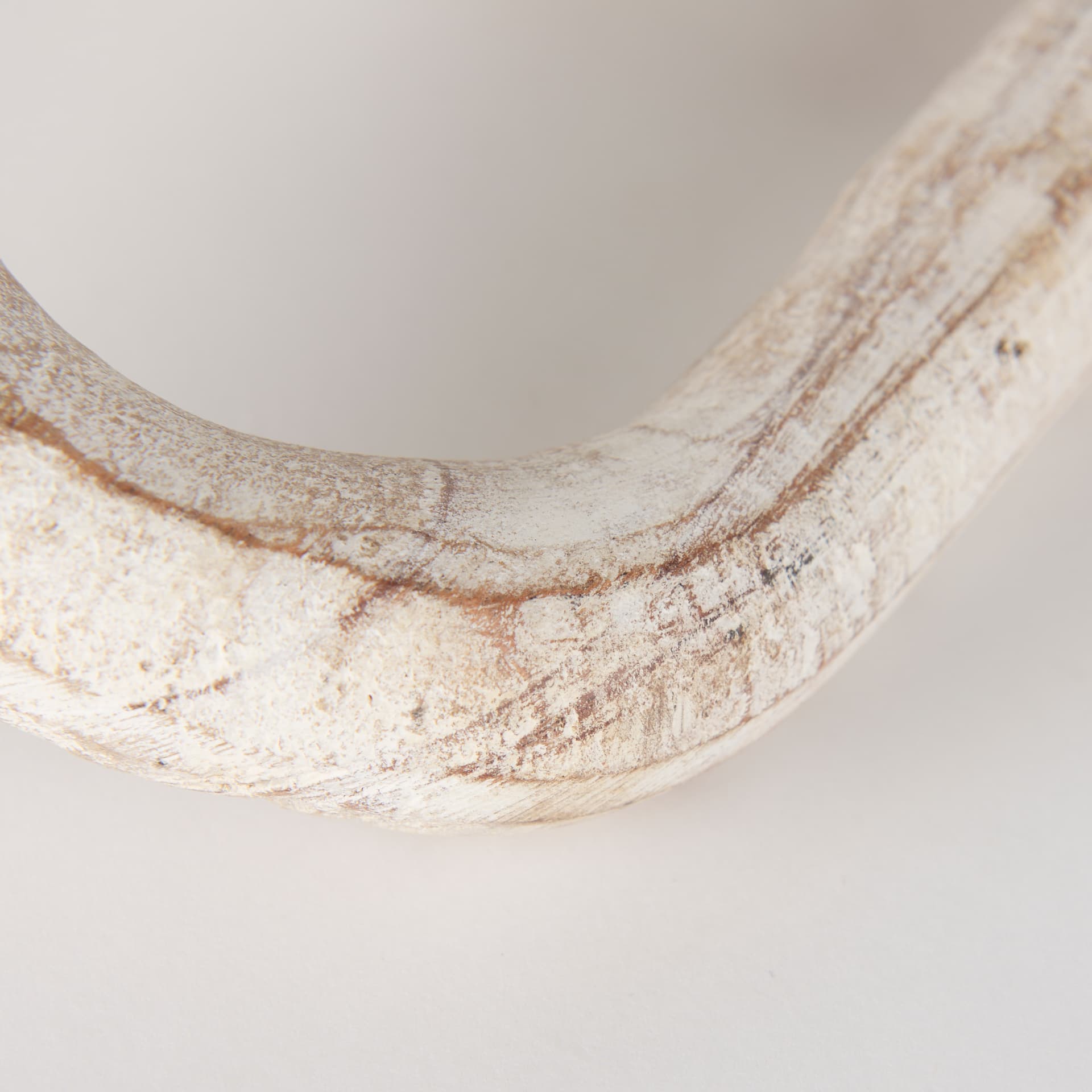 Alix 29.0L x 5.0W x 5.0H Beige Wooden Link Chain Decorative Object — product photograph