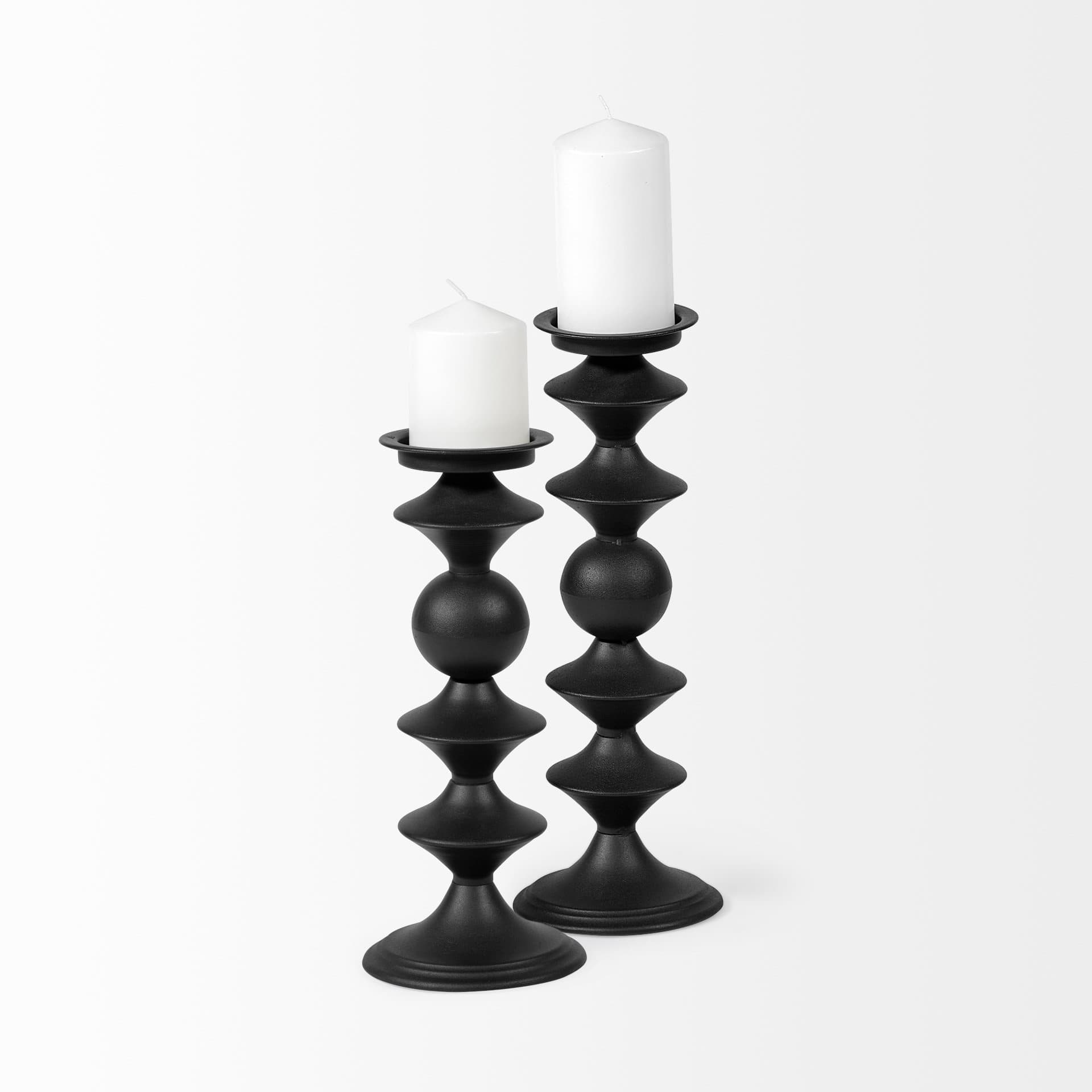 Candelero I Small Black Metal Grooved Table Candle Holder — product photograph