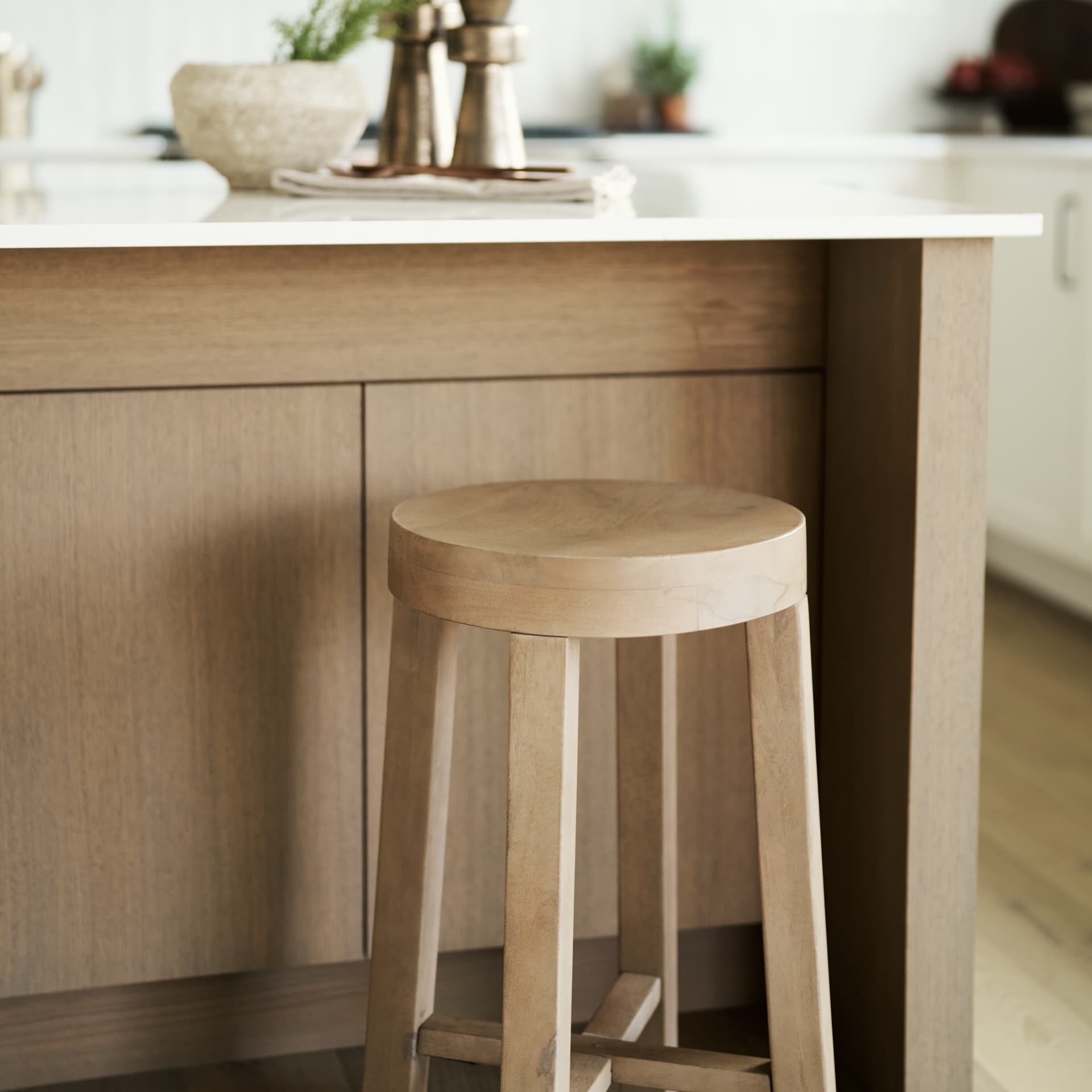 Brahma Backless 26in Seat Counter Stool | White Washed Wood — product photograph
