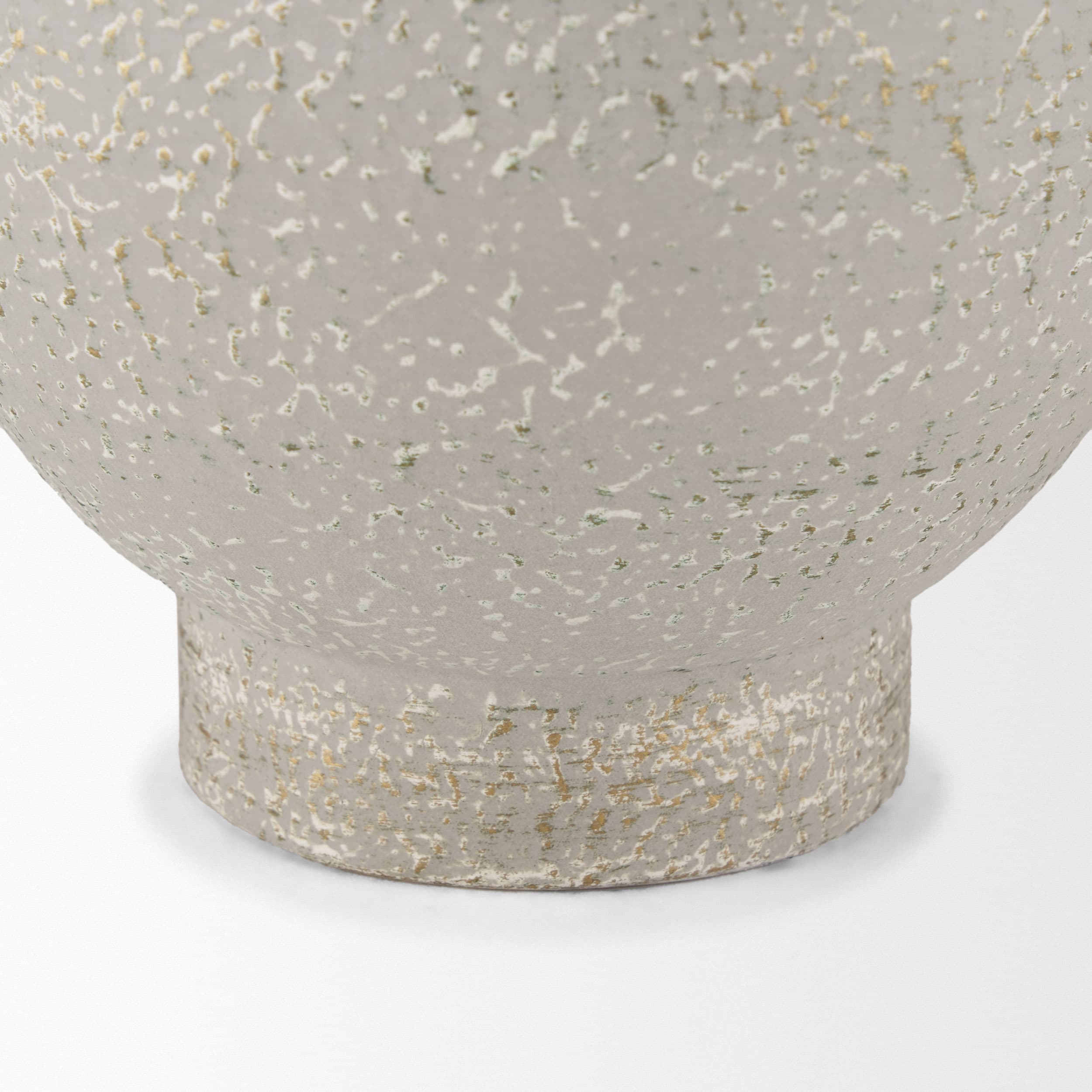 Torres Tall Textured Off White w/ Gold Metal Vase — product photograph