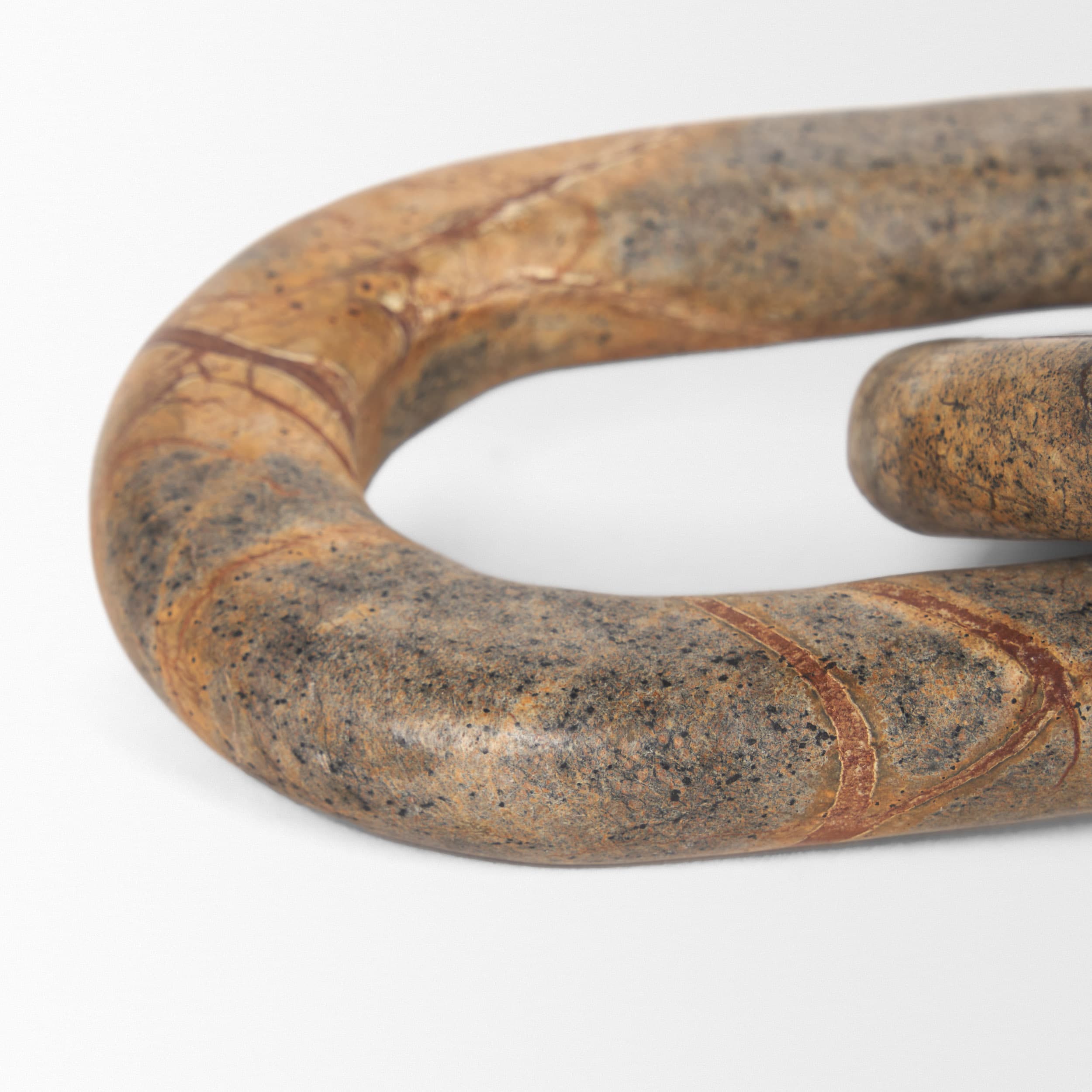 Reinir Red-Brown Marble Chain Link Decorative Object — product photograph