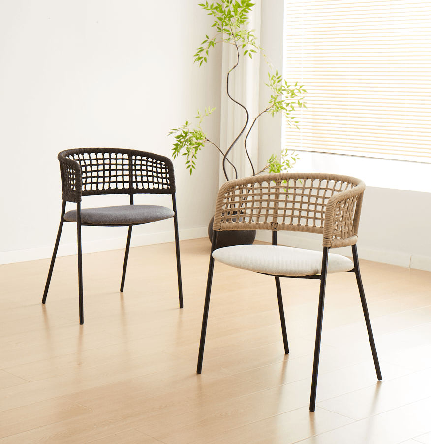 Samana Chair — product photograph