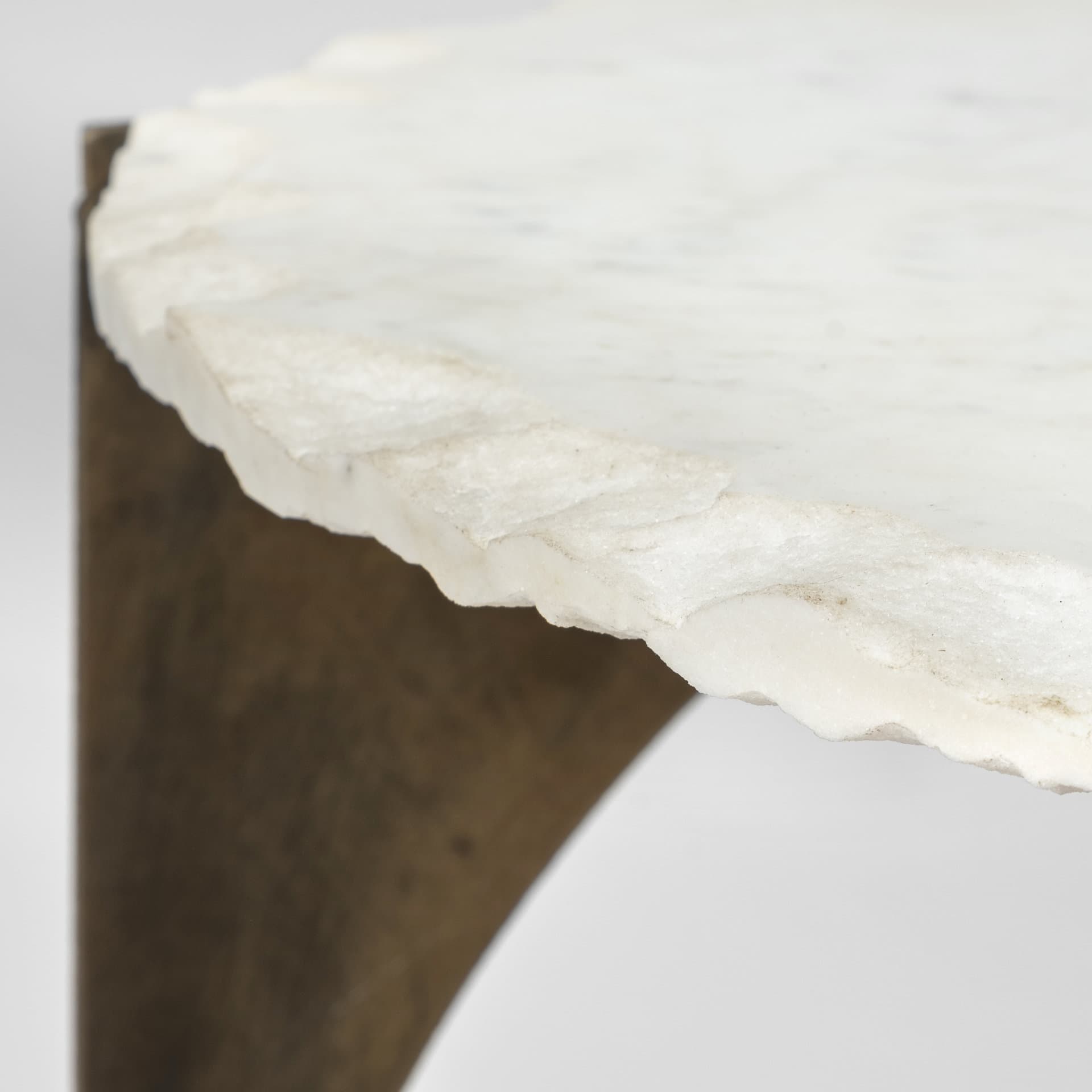 Reinhold II 21L x 21W x 21H Round Live-Edge Marble Top and Gold Metal Base Side/End Table — product photograph