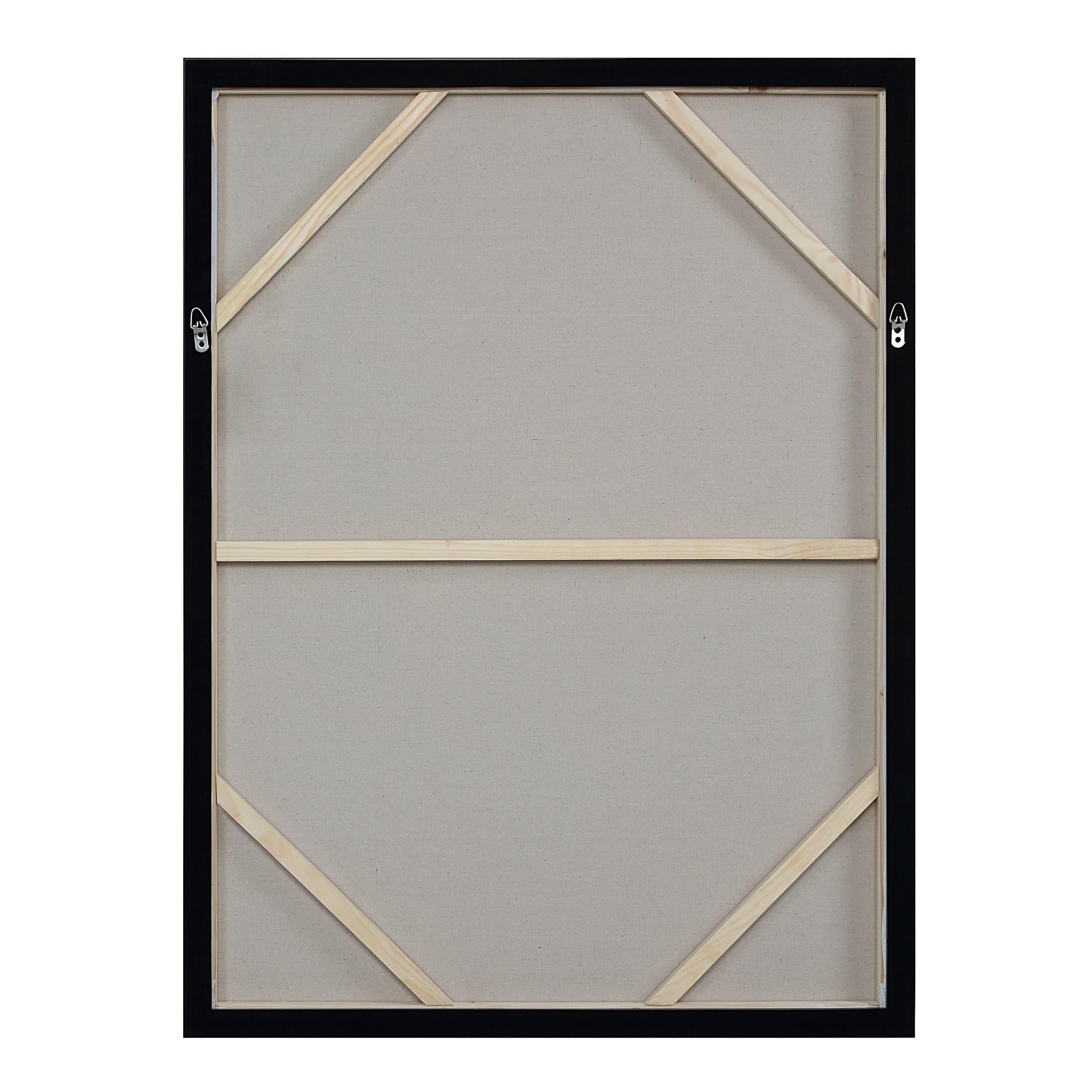 Aaliyah — product photograph