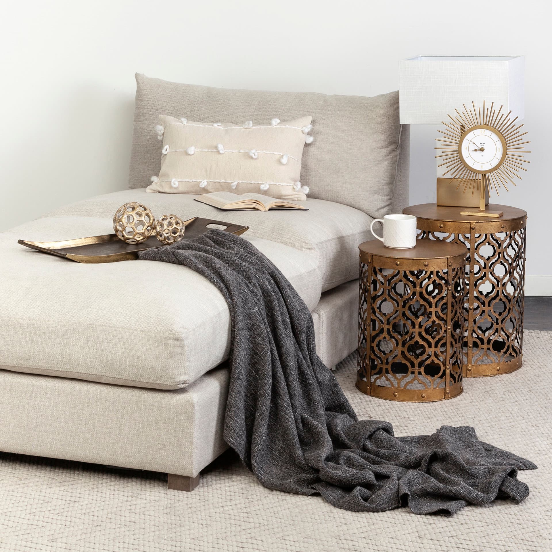 Rudebekia (Set of 2) 16L x 16W Gold Round Metal Accent Tables — product photograph