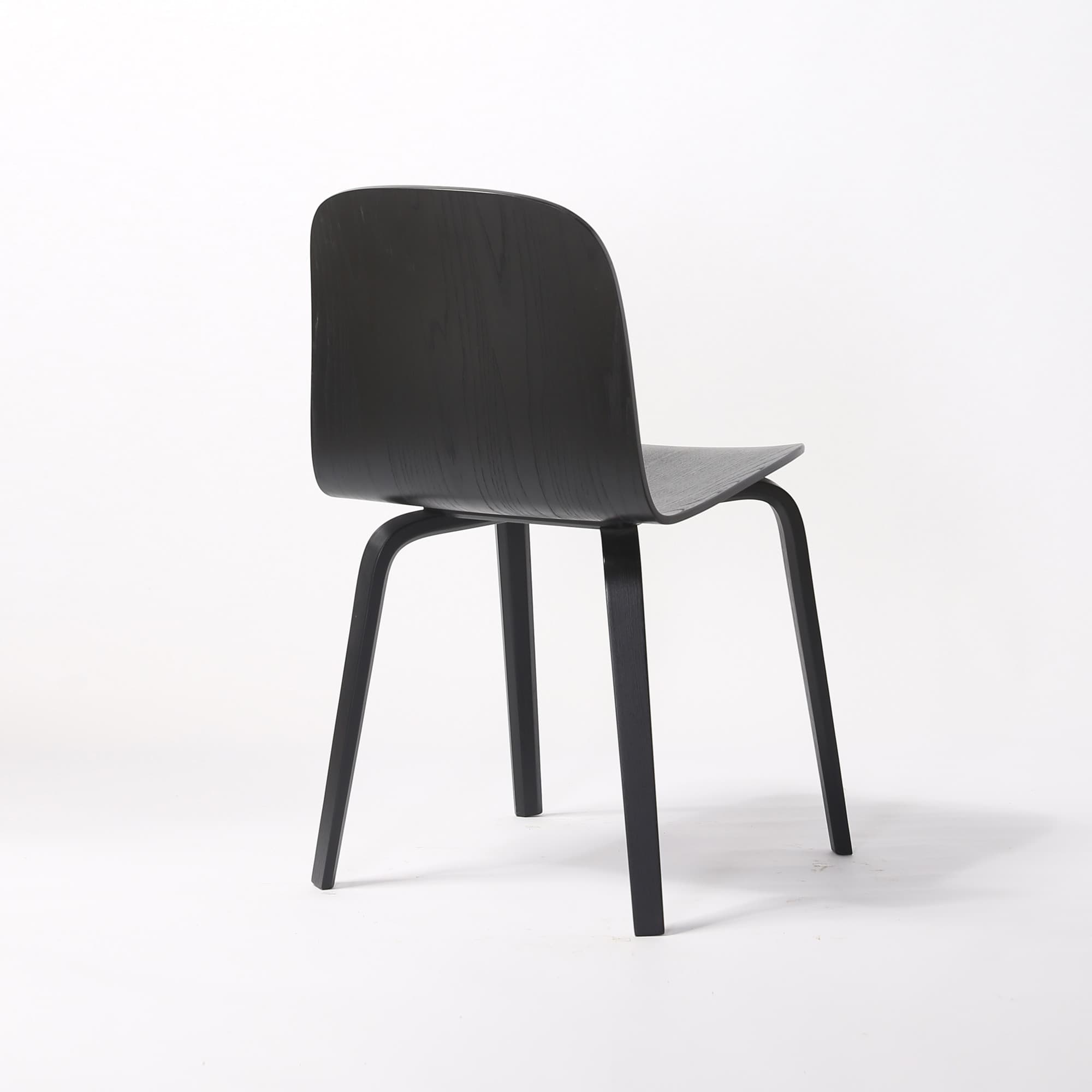 Glen Chair — product photograph