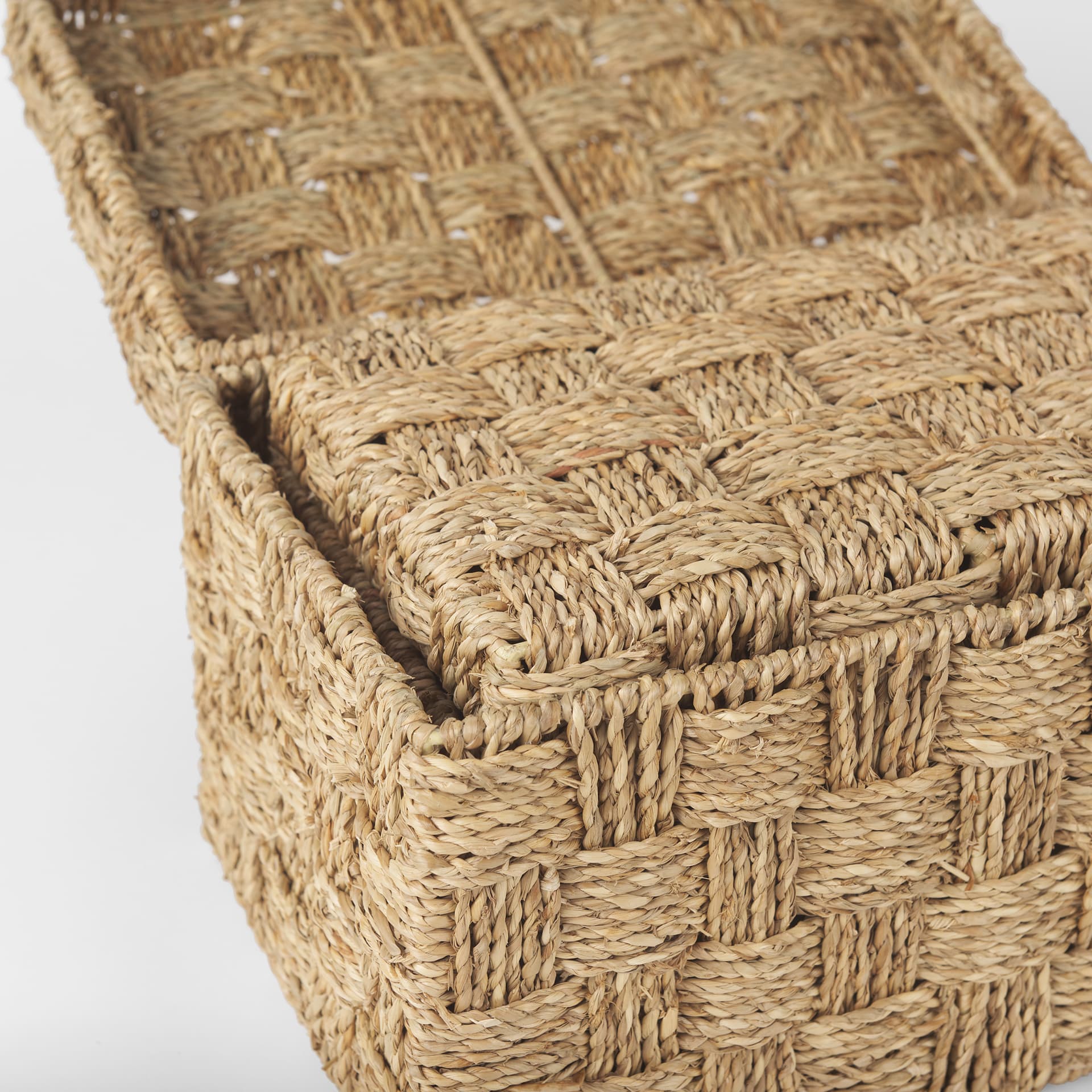 Hanalei Set of 2 Seagrass Boxes with Lids — product photograph