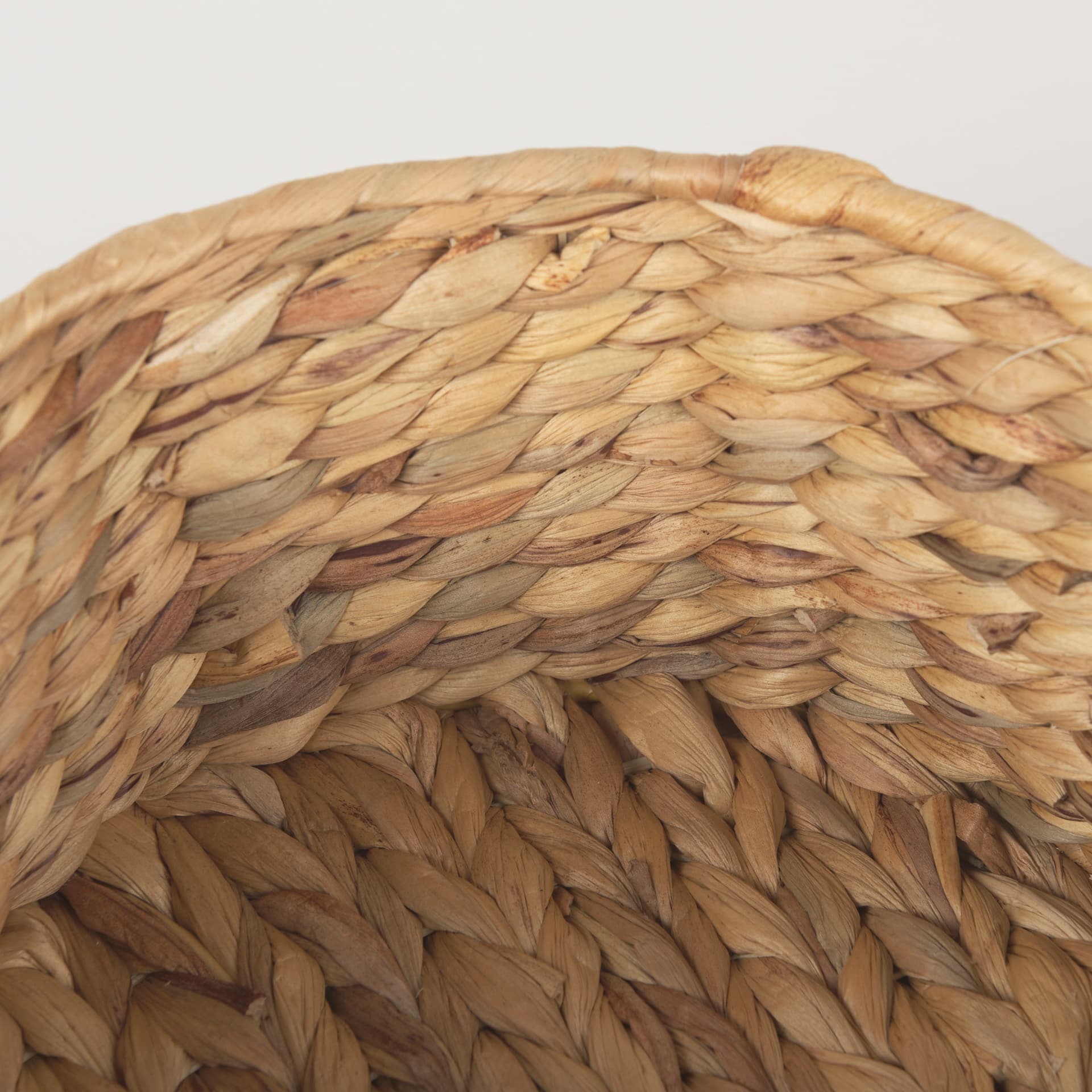 Kea Set of 3 Nesting Water Hyacinth Boxes with Lids — product photograph