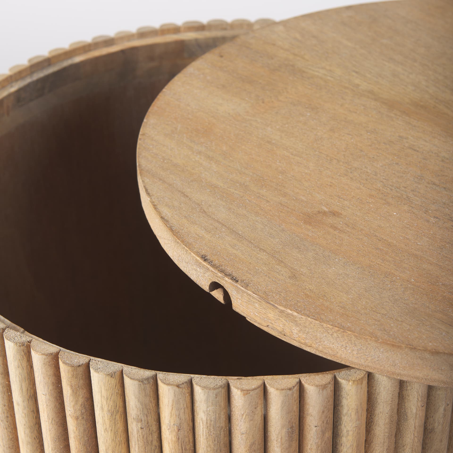 Terra 18L x 18W x 22H Light Brown Wood Fluted Round Side Table — product photograph