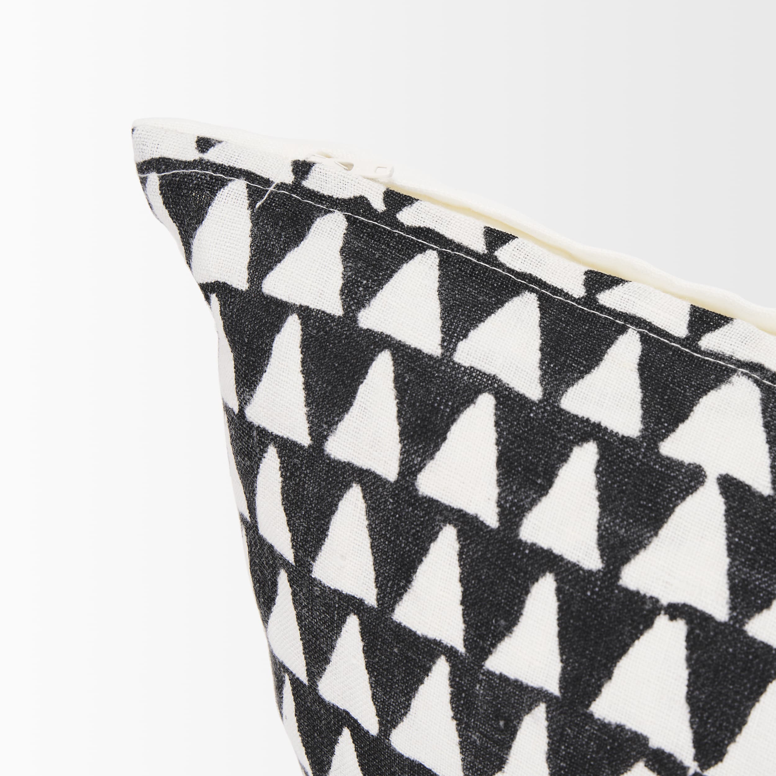 Jolie Cream w/ Black Print Linen Lumbar Pillow Cover — product photograph