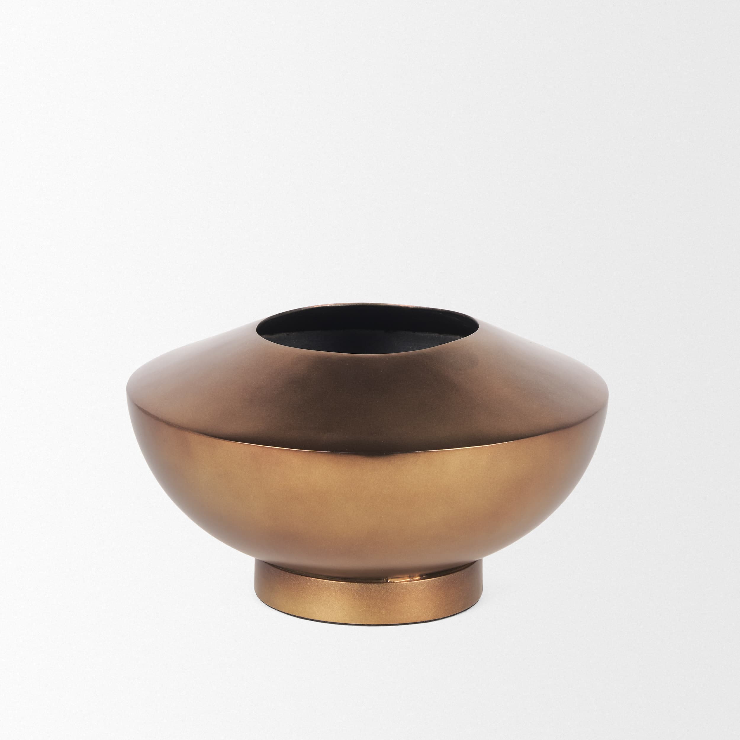 Quiana Medium Textured Gold Metal Vase — product photograph