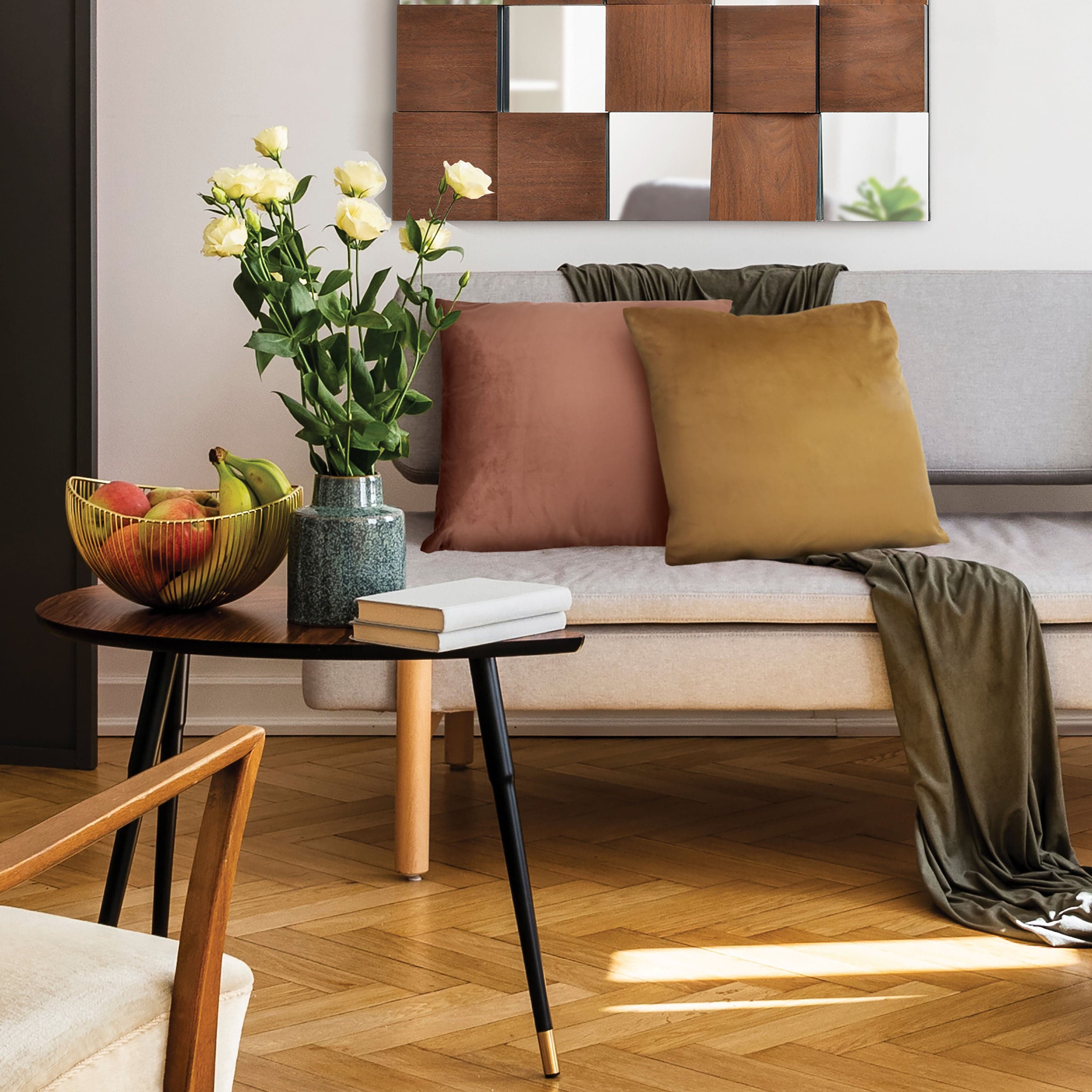 Claudia — product photograph