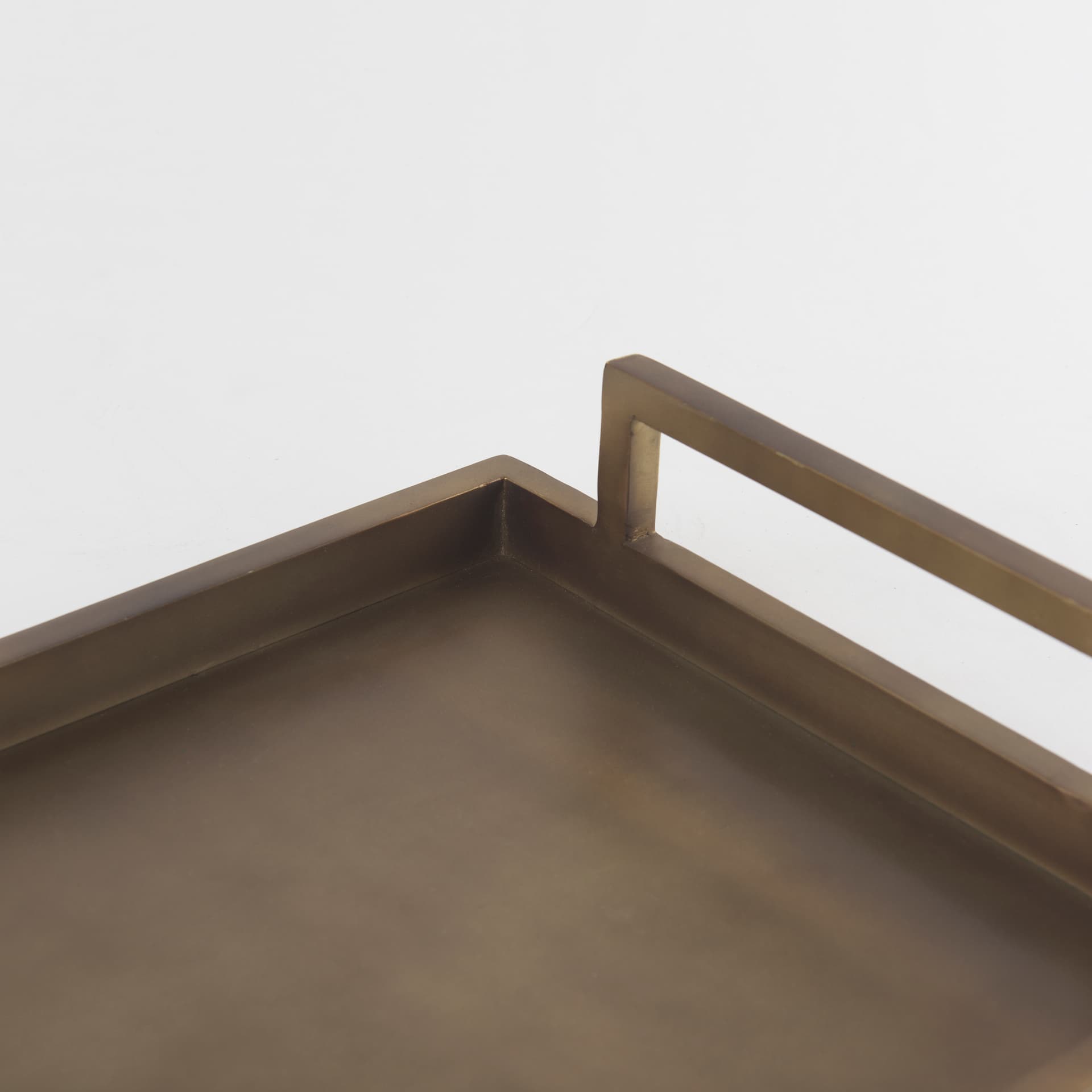 Shay Aluminium Tray - Medium — product photograph