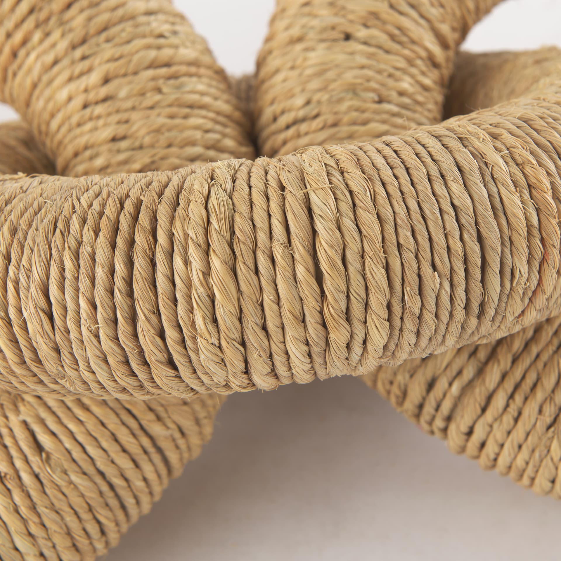 Alize Jute Wrapped Solid Wood Circular Chain Link Decorative Object — product photograph
