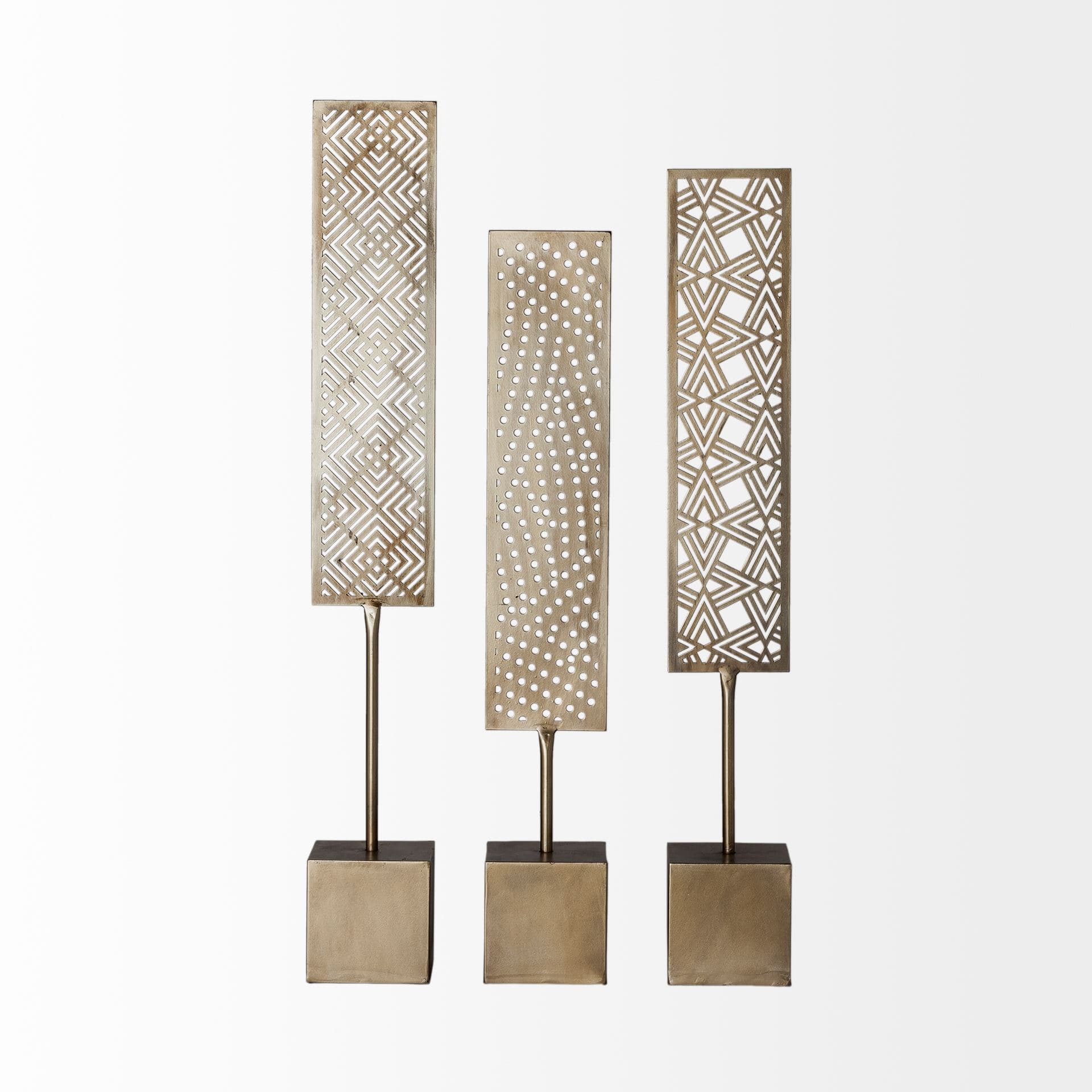Arondale (Set of 3) 4L x 12W Gold Cutout Decorative Objects — product photograph