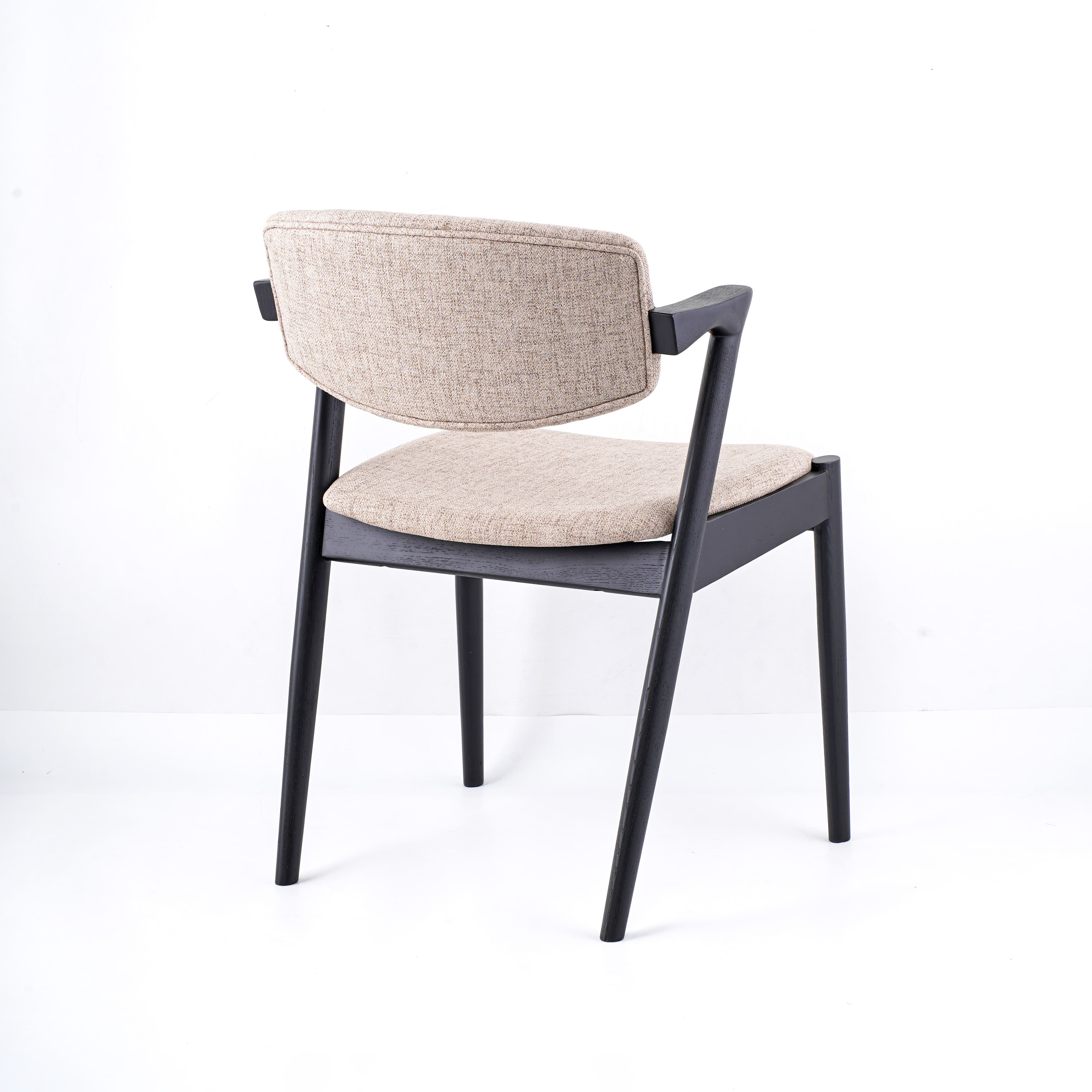 Brera Chair — product photograph
