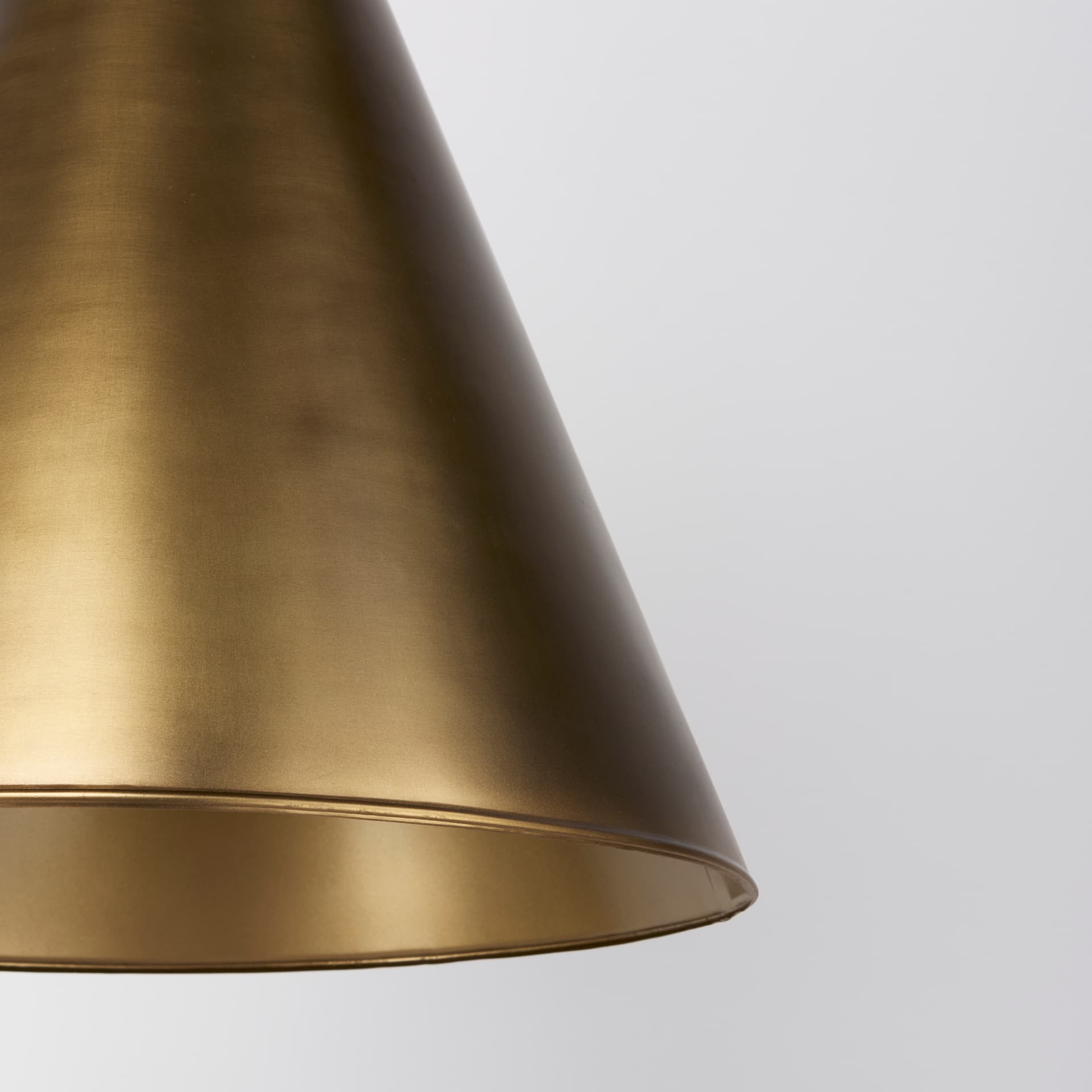 Fenton 18.0L x 18.0W x 23.0H Gold W/Gold Accents Pendant Light — product photograph