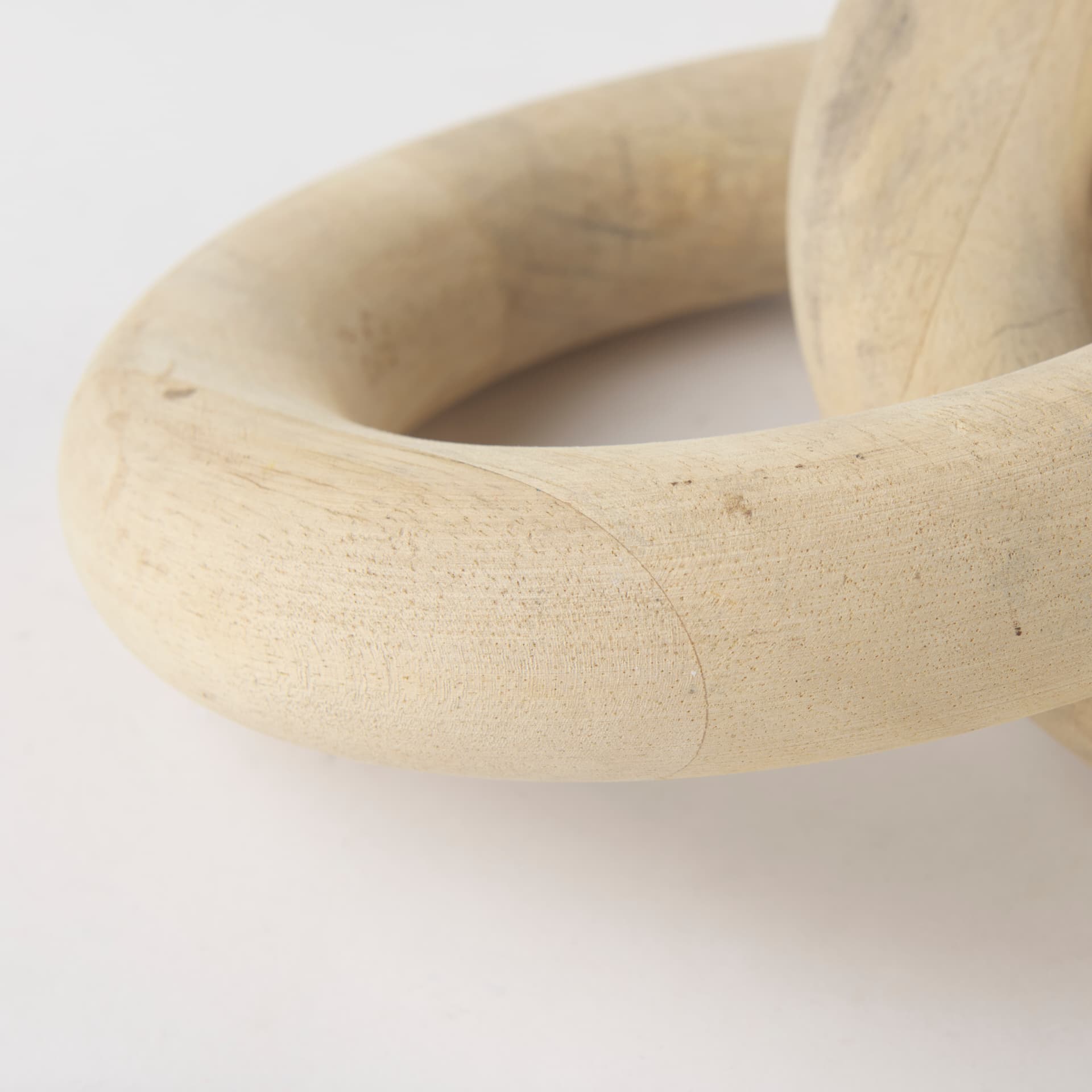 Alize Solid Wood Circular Chain Link Decorative Object — product photograph