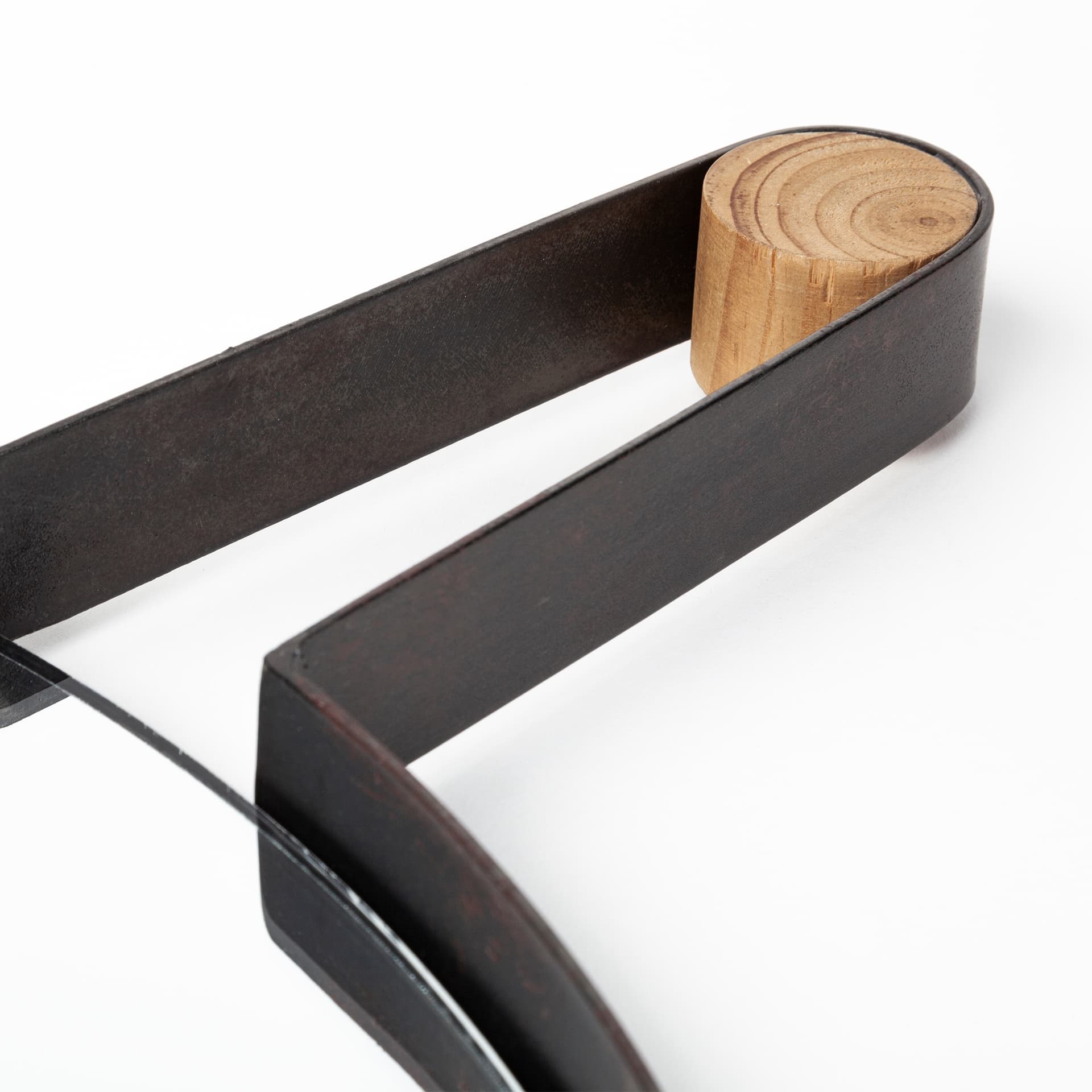Collie 20x26 Round Black Metal Frame Mirror — product photograph