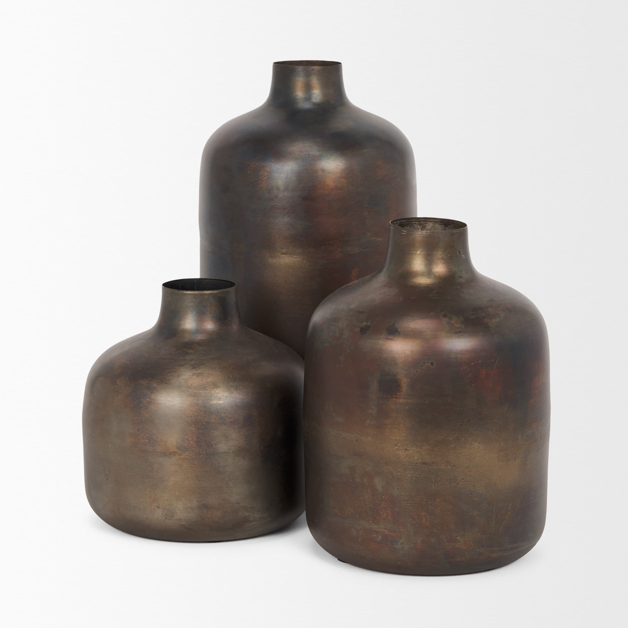 Daya Medium Antiqued Gold Metal Vase — product photograph