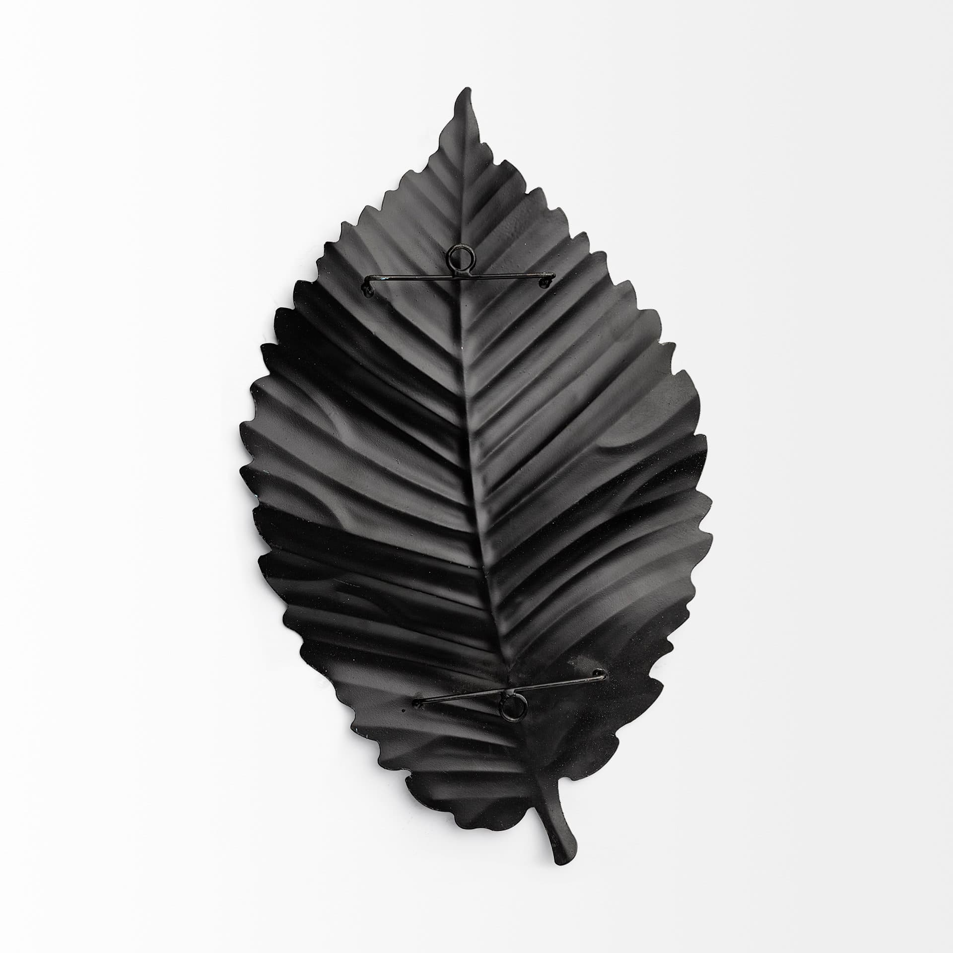 Brattea 16H Large Metal Leaf Wall Art — product photograph
