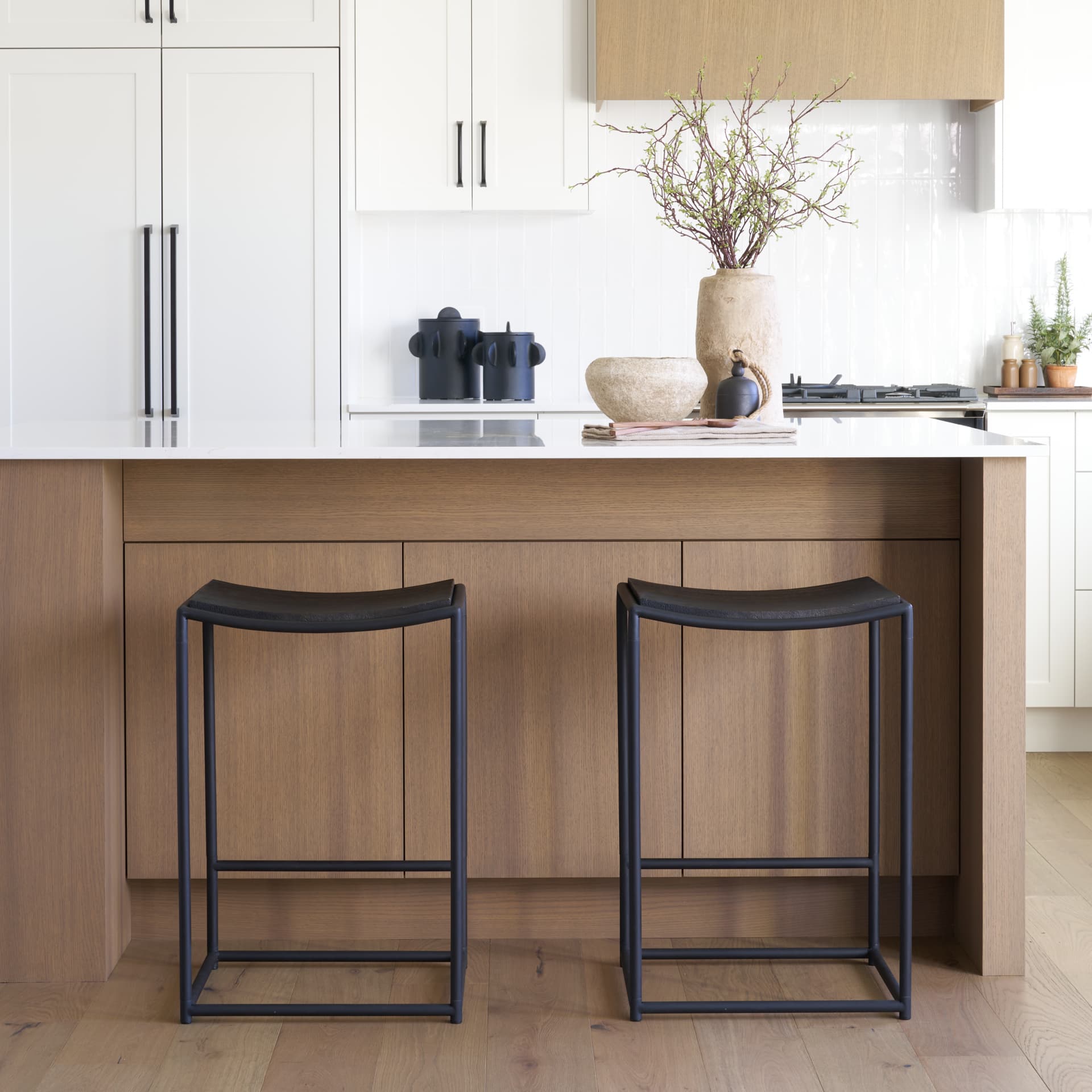 Taniel Backless 26in Seat Counter Stool | Black Wood w/ Black Metal — product photograph