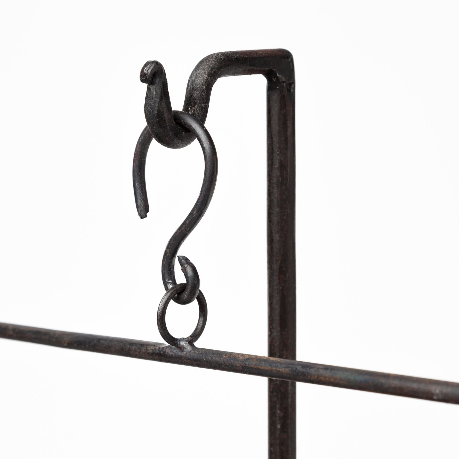 Adilah 16L x 10W Black Metal Vintage Inspired Weighing Scale — product photograph